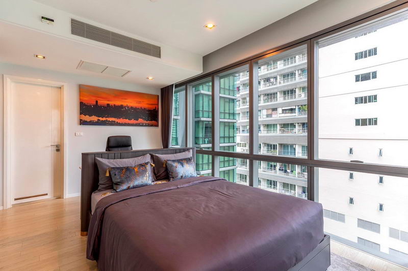 [SUA-67] The Room Sukhumvit 21 (เดอะ รูม สุขุมวิท 21) : คอนโดมิเนียมให้เช่า 2 ห้องนอน ใกล้อโศก ทำเลดีมาก ห้องพร้อมอยู่