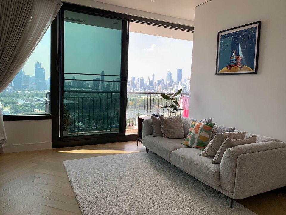 Aguston Sukhumvit 22 Condominium | SUP-97