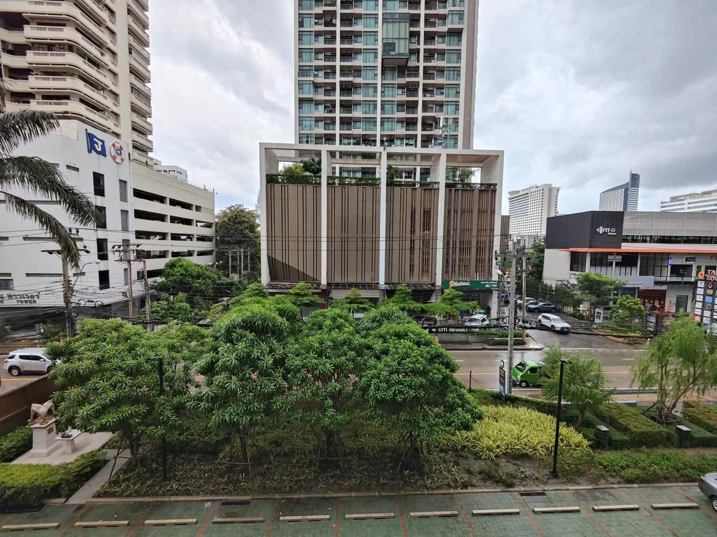 [SUA-17] Supalai Oriental Sukhumvit 39 (ศุภาลัย โอเรียนทัล สุขุมวิท 39) : คอนโดมิเนียมให้เช่า 1 ห้องนอน ใกล้อโศก คอนโดให้เช่า ติดต่อเพื่อขอชมห้องได้ วันนี้