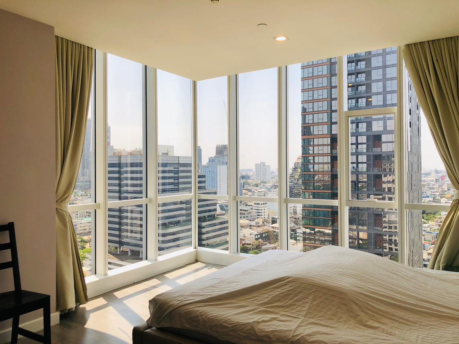 [CHC-297] The Room Sathorn (เดอะ รูม สาทร) : คอนโดมิเนียมให้เช่า 2 ห้องนอน ใกล้เซนต์หลุยส์ คอนโดอยู่สบาย