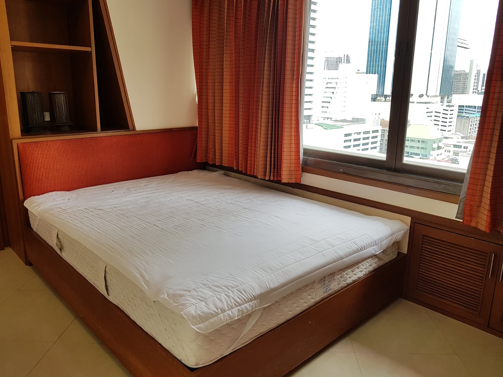 [CHC-74] Diamond Tower Condominium (ไดมอนด์ ทาวเวอร์ คอนโดมิเนียม) : ขายคอนโดมิเนียม 3 ห้องนอน ใกล้ช่องนนทรี/สาทร คอนโดทำเลที่ใช่