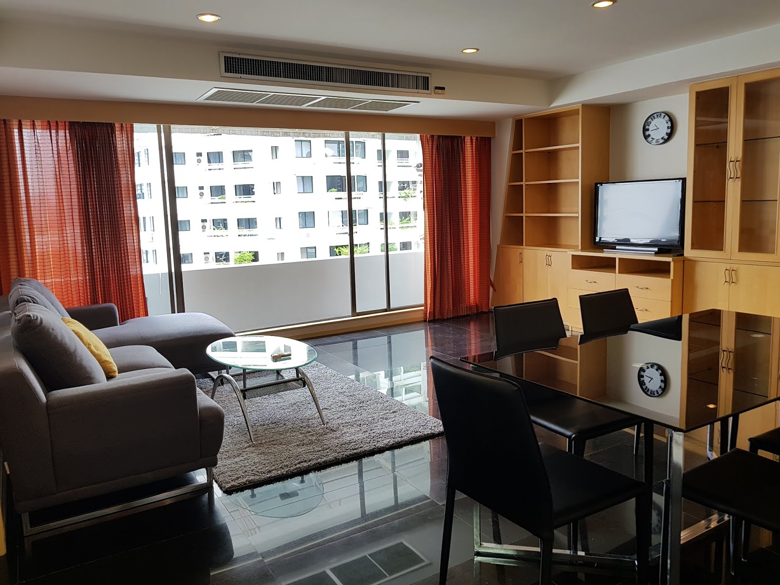 [CHC-74] Diamond Tower Condominium (ไดมอนด์ ทาวเวอร์ คอนโดมิเนียม) : ขายคอนโดมิเนียม 3 ห้องนอน ใกล้ช่องนนทรี/สาทร คอนโดทำเลที่ใช่