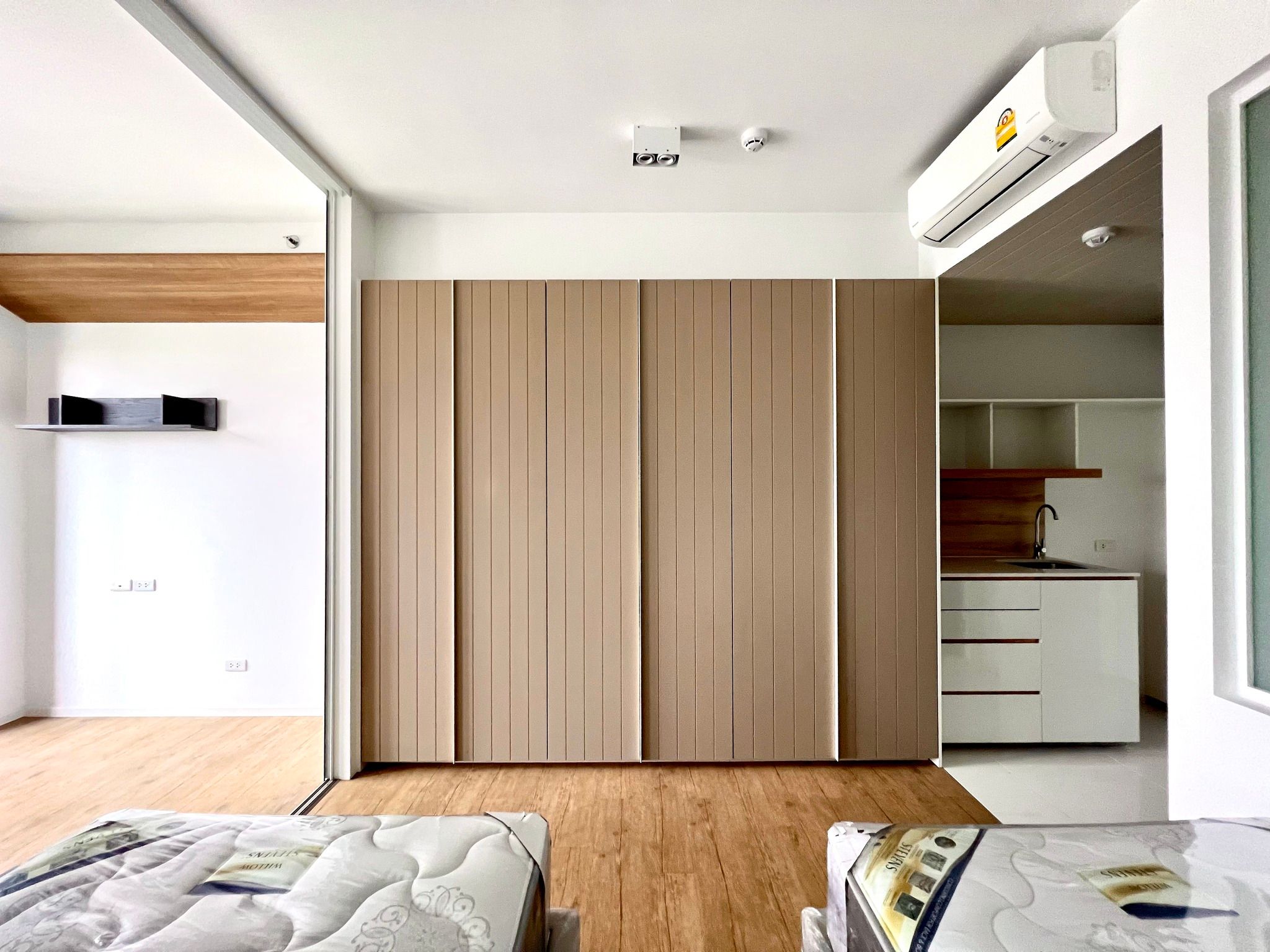 [CUS-107] Triple Y Residence Samyan (ทริปเปิล วาย เรสซิเดนซ์ สามย่าน) : คอนโดมิเนียมให้เช่า 1 ห้องนอน ใกล้สามย่าน พร้อมเข้าอยู่ทันที นัดดูห้องได้เลย