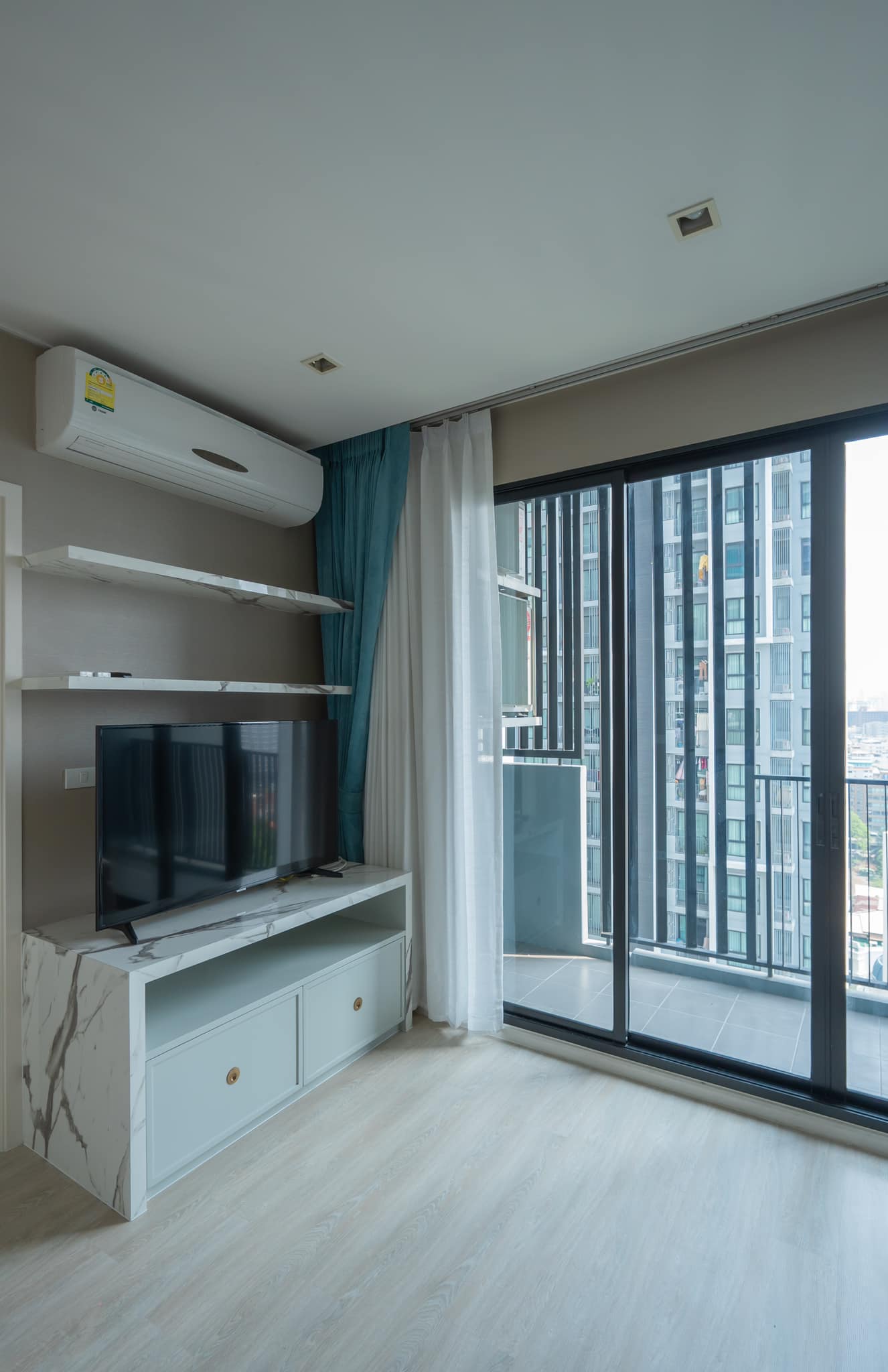 [HU-33] Quinn Condo Ratchada 17 (ควินน์ คอนโด รัชดา 17) : ขายคอนโดมิเนียม 1 ห้องนอน ใกล้สุทธิสาร ขายคอนโด ด่วน!