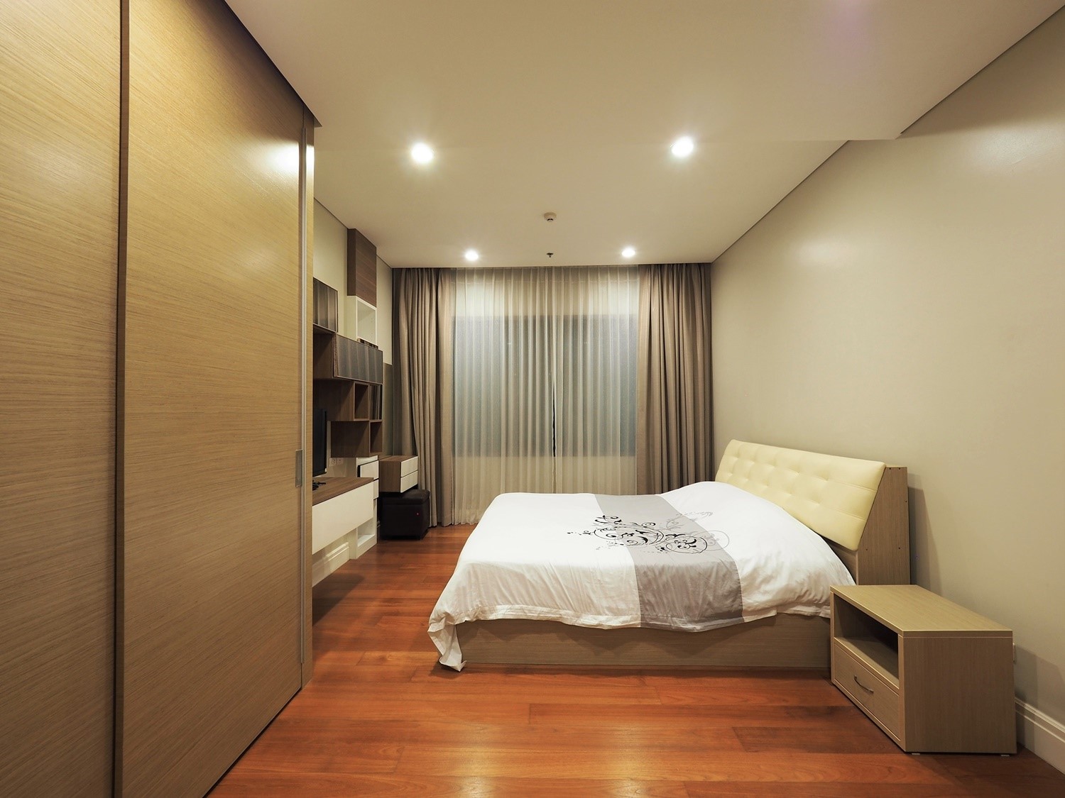 [KT-4] Bright Sukhumvit 24 Condominium (ไบร์ท สุขุมวิท 24 คอนโดมิเนียม) : คอนโดมิเนียมให้เช่า 1 ห้องนอน ใกล้ศูนย์ประชุมแห่งชาติสิริกิติ์ คอนโดอยู่สบาย