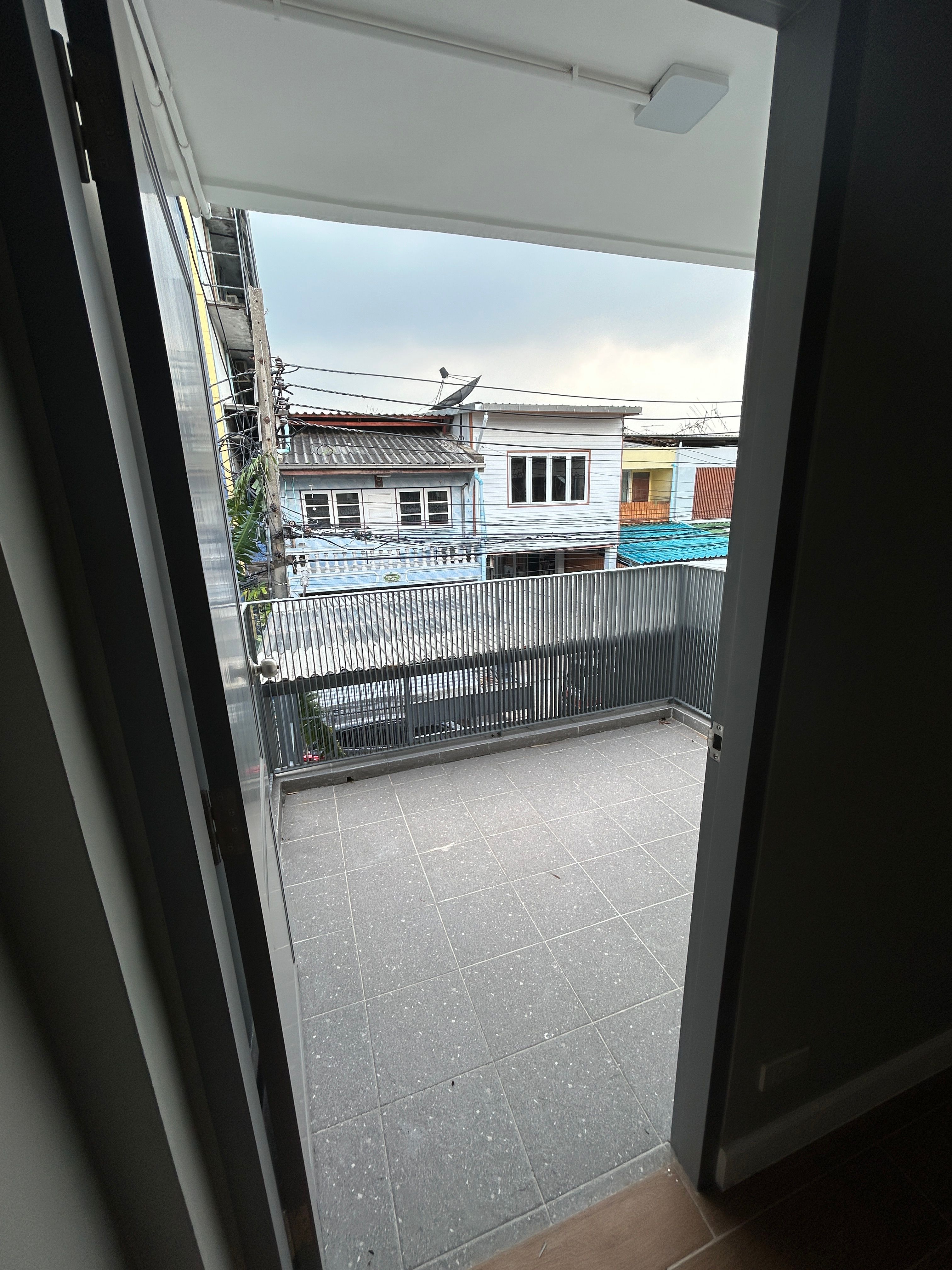 [ON-189] Townhouse near BTS Udom Suk (ทาวน์เฮ้าส์ให้เช่า ใกล้ BTS อุดมสุข) : ทาวน์เฮ้าส์ให้เช่า 2 ห้องนอน ใกล้อุดมสุข บ้านให้เช่า พร้อมเข้าอยู่ ด่วน!