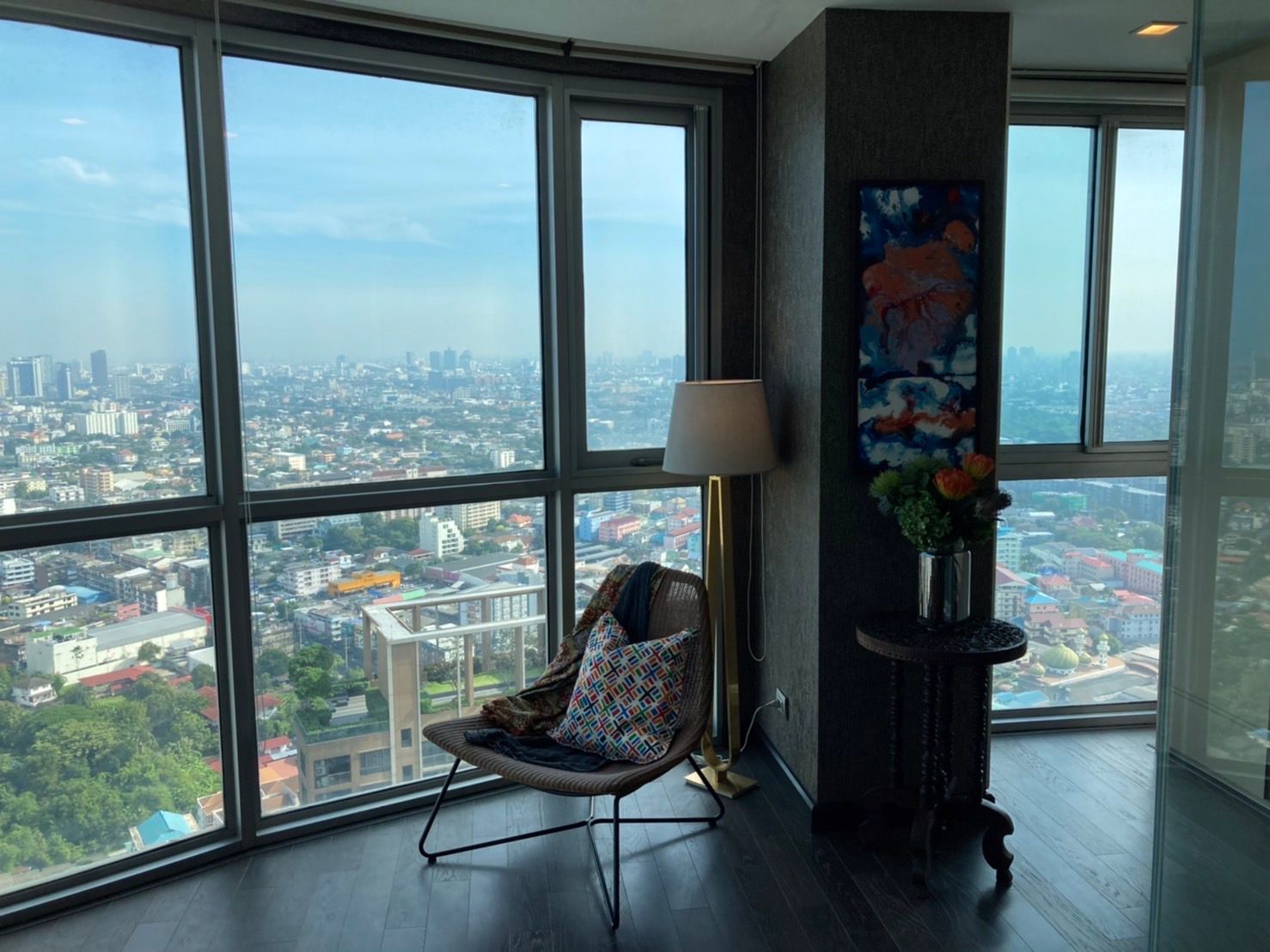 [ON-98] Sky Walk Condominium (สกายวอล์ค คอนโดมิเนียม) : ขายคอนโดมิเนียม 3 ห้องนอน ใกล้พระโขนง ห้องสวย น่าลงทุน