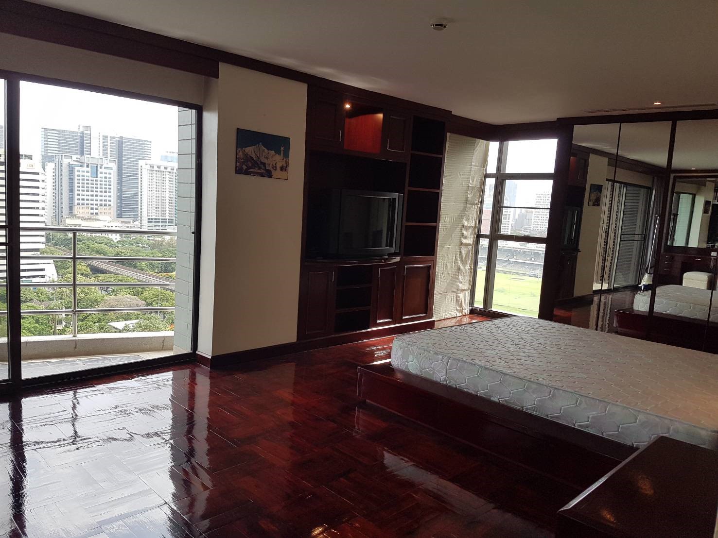 [PL-252] Baan Somthavil Condominium (บ้าน สมถวิล คอนโดมิเนียม) : คอนโดมิเนียมให้เช่า 3 ห้องนอน ใกล้ราชดำริ ห้องนี้ดี อยู่แล้วรวย