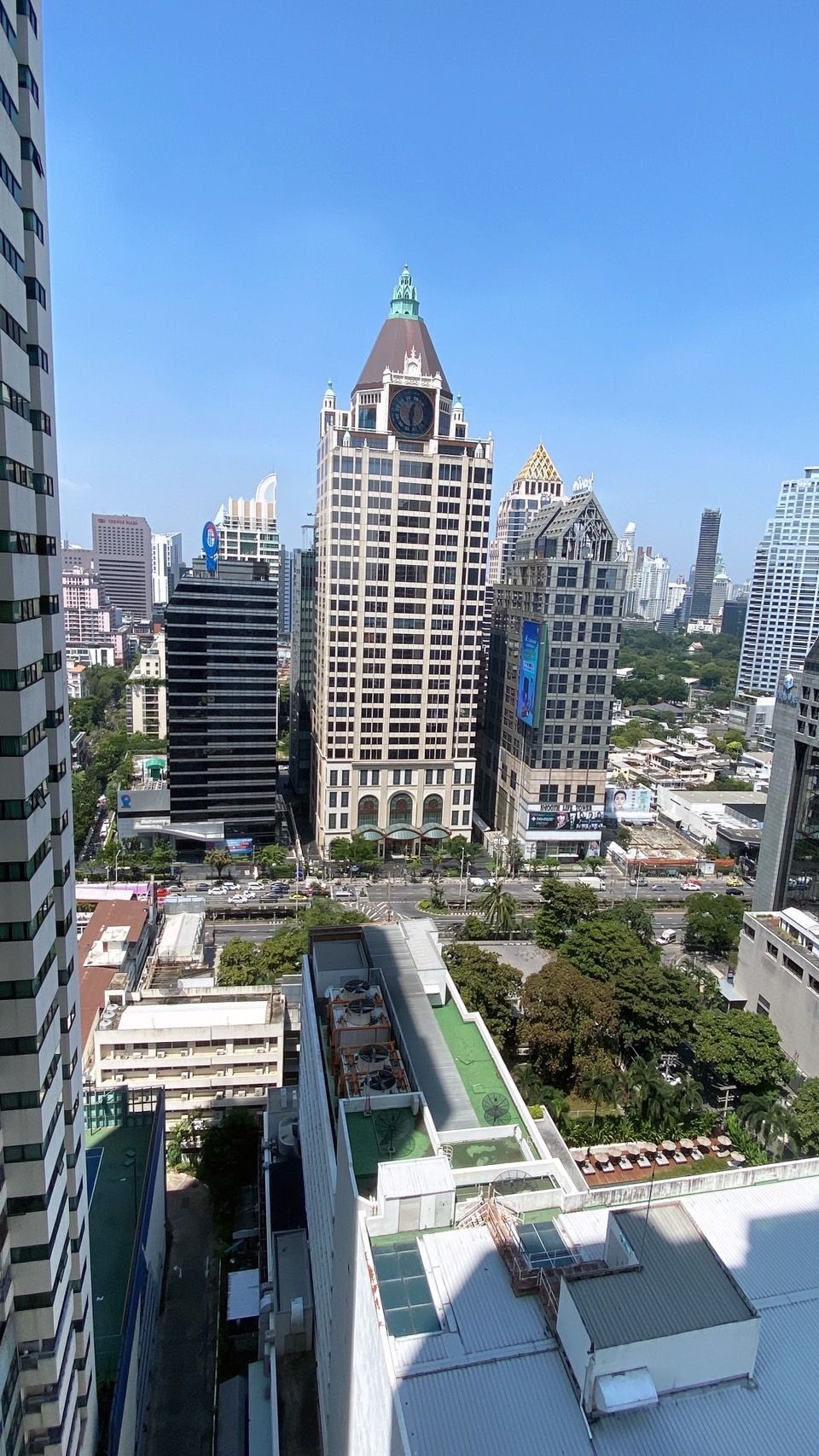 [SI-111] Sathorn Gardens (สาธร การ์เด้นส์) : คอนโดมิเนียมให้เช่า 2 ห้องนอน ใกล้สีลม พร้อมเข้าอยู่ ด่วน!