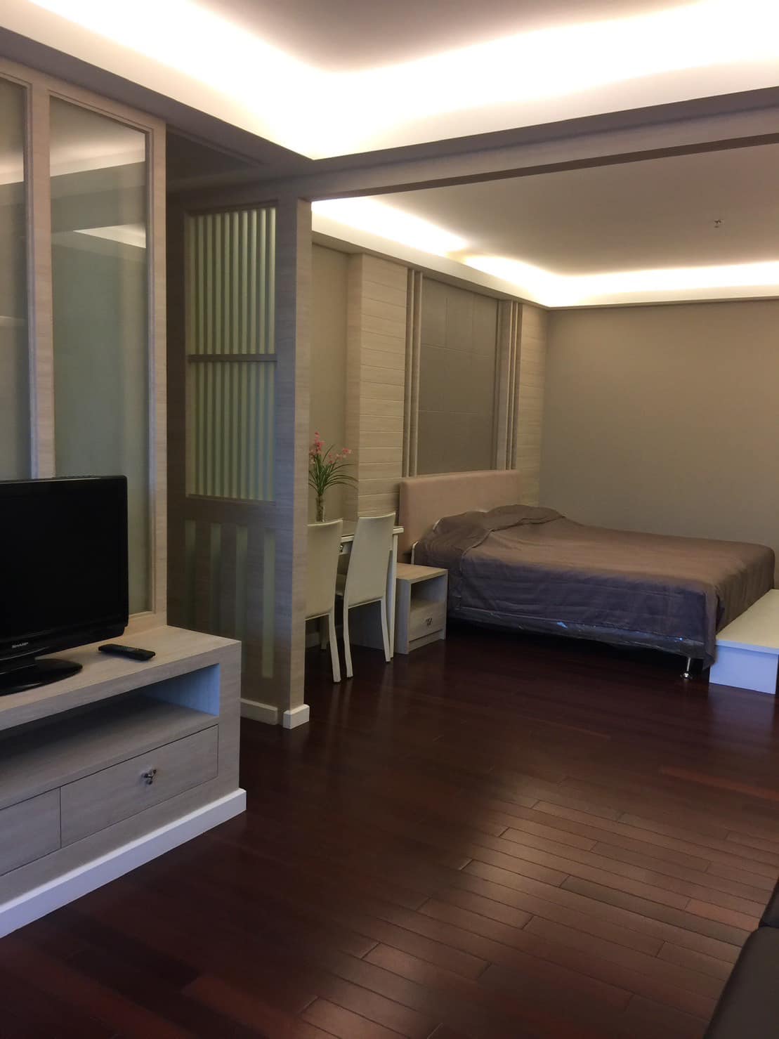 [SI-25] Silom Grand Terrace Condominium (สีลมแกรนด์เทอเรส คอนโดมิเนียม) : คอนโดมิเนียมให้เช่า 2 ห้องนอน ใกล้สีลม/ศาลาแดง ทำเลดีมาก ห้องพร้อมอยู่