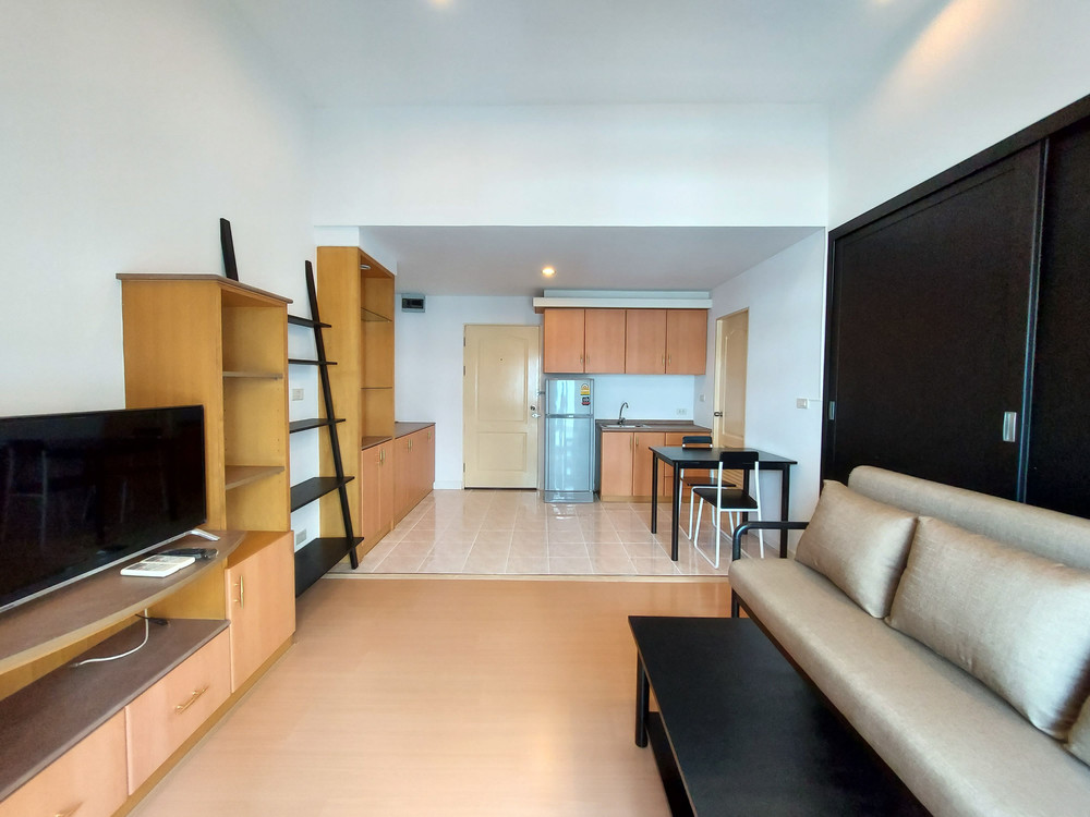 [SI-57] Silom Terrace Condominium (สีลม เทอเรส คอนโดมิเนียม) : คอนโดมิเนียมให้เช่า 1 ห้องนอน ใกล้ศาลาแดง คอนโดให้เช่า ติดต่อเราเลย!