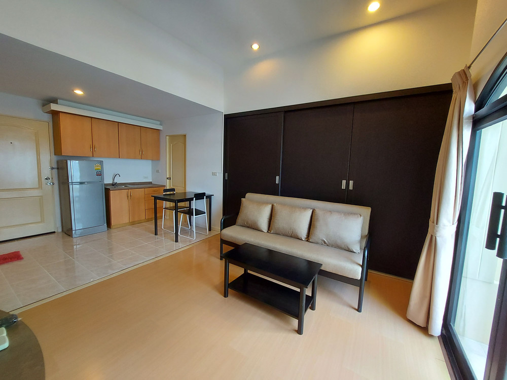 [SI-57] Silom Terrace Condominium (สีลม เทอเรส คอนโดมิเนียม) : คอนโดมิเนียมให้เช่า 1 ห้องนอน ใกล้ศาลาแดง คอนโดให้เช่า ติดต่อเราเลย!