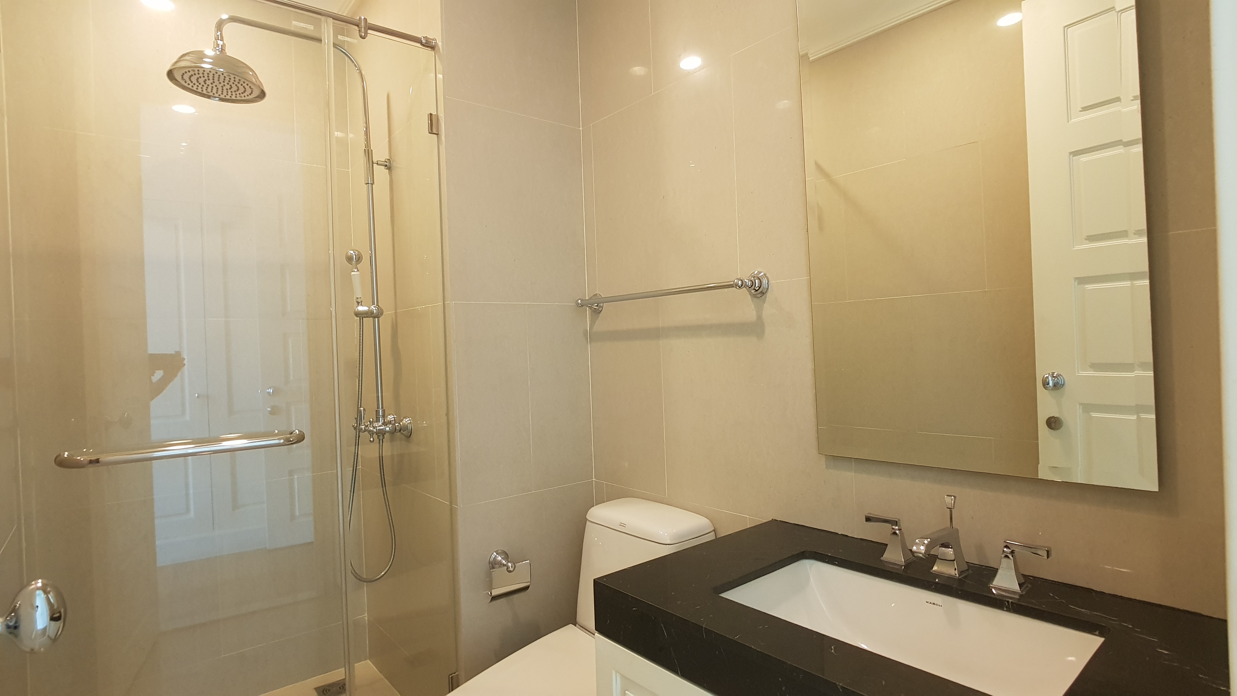 [SUA-220] Royce Private Residence Sukhumvit 31 (รอย์ช ไพรเวท เรสซิเดนซ์ สุขุมวิท 31) : คอนโดมิเนียมให้เช่า 4 ห้องนอน ใกล้อโศก ห้องสวย ราคาพิเศษ