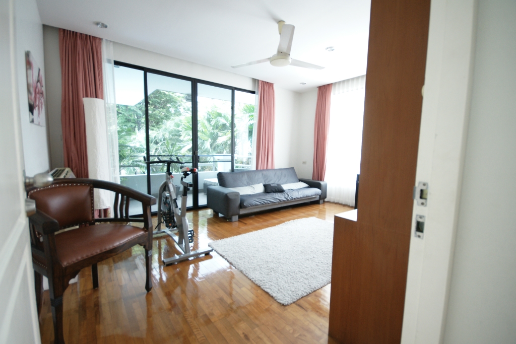 [SUE-107] Home for rent near Ekkamai (บ้านเดี่ยวให้เช่า ใกล้เอกมัย) : บ้านให้เช่า 4 ห้องนอน ใกล้เอกมัย บ้านให้เช่า พร้อมเข้าอยู่ ด่วน!