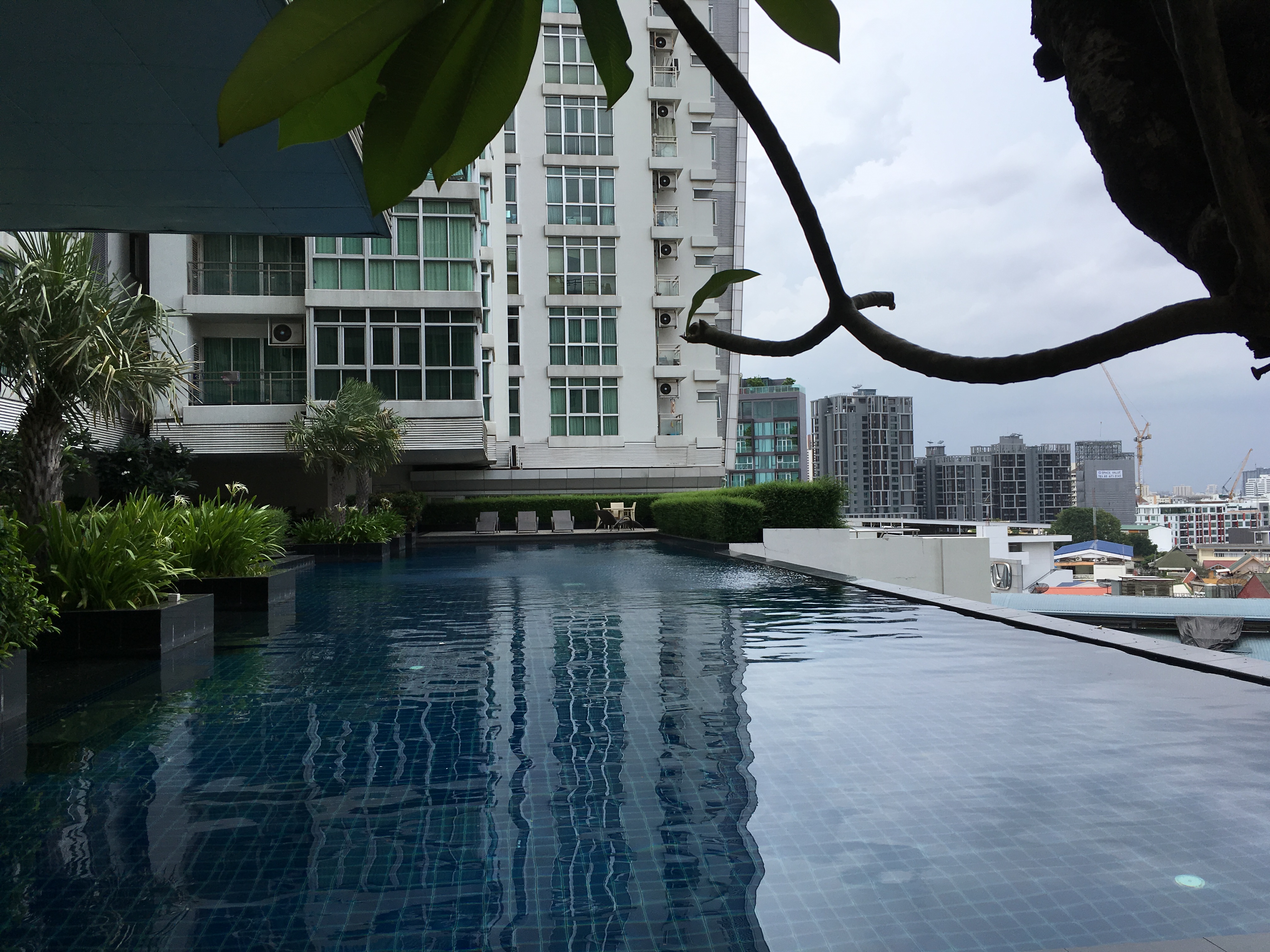 [SUE-124] Nusasiri Grand Condominium (ณุศาศิริ แกรนด์ คอนโดมิเนียม) : คอนโดมิเนียมให้เช่า 3 ห้องนอน ใกล้เอกมัย ทำเลดีมาก ห้องพร้อมอยู่