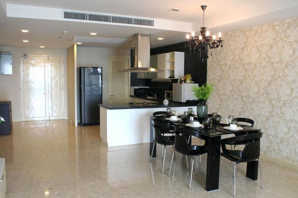 [SUE-126] Nusasiri Grand Condominium (ณุศาศิริ แกรนด์ คอนโดมิเนียม) : คอนโดมิเนียมให้เช่า 3 ห้องนอน ใกล้เอกมัย นัดชมได้เลยวันนี้