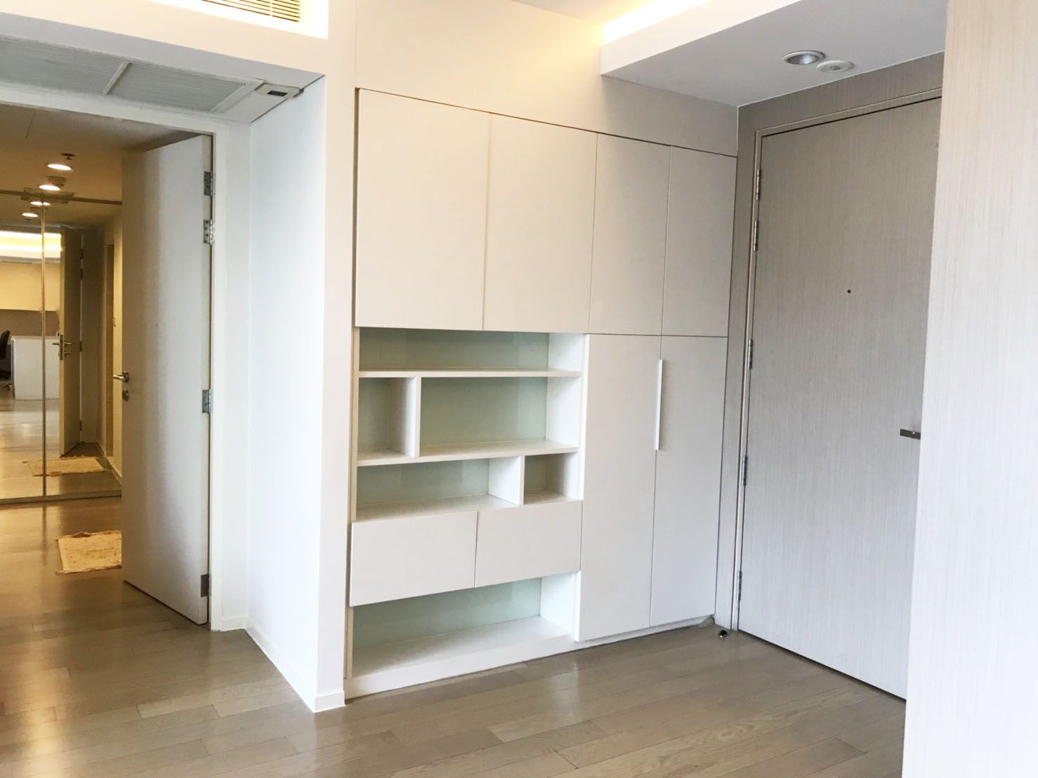 [SUE-31] Mode Sukhumvit 61 (โหมด สุขุมวิท 61) : ขายคอนโดมิเนียม 2 ห้องนอน ใกล้เอกมัย ห้องสวย น่าลงทุน