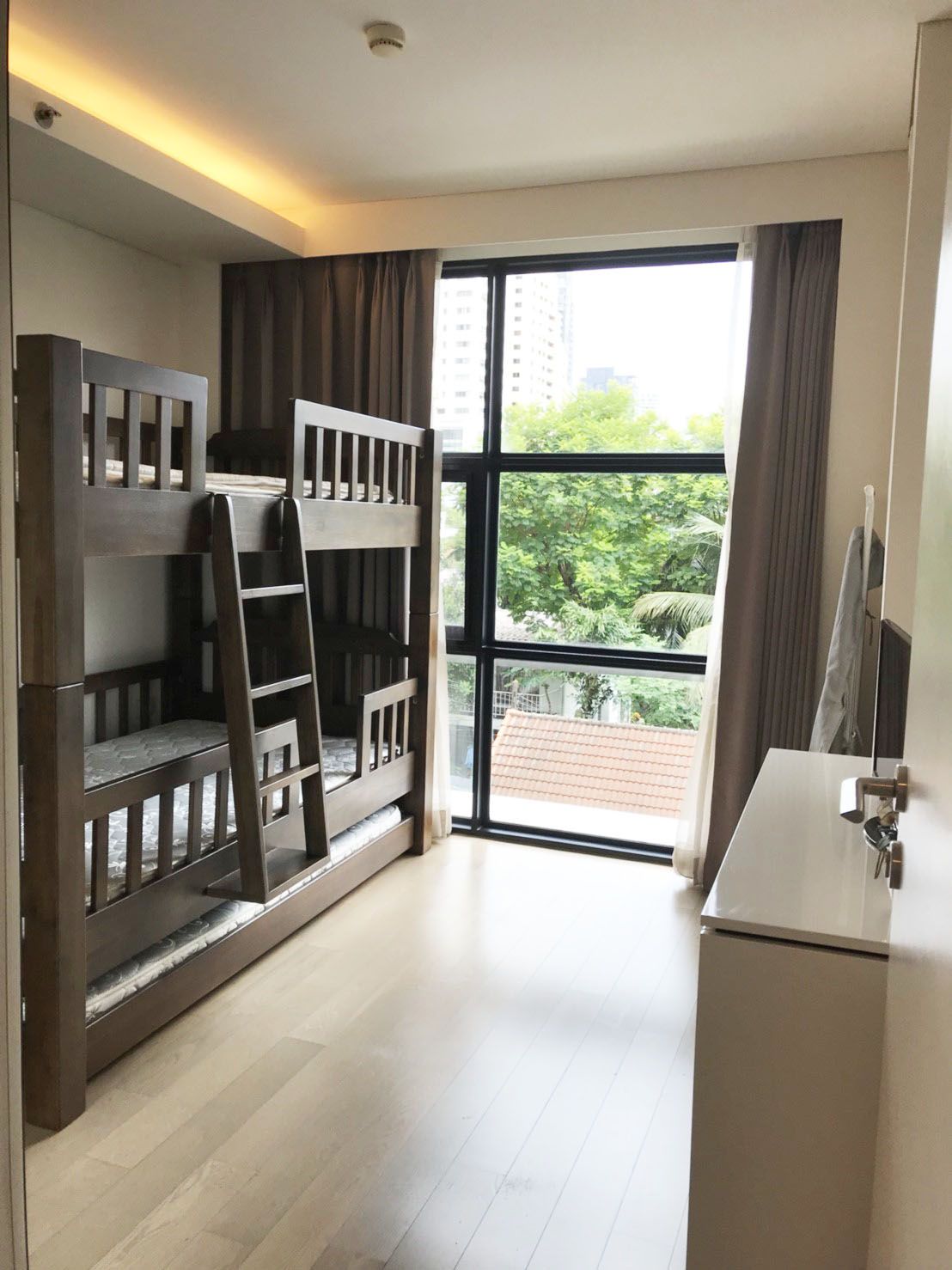 [SUE-31] Mode Sukhumvit 61 (โหมด สุขุมวิท 61) : ขายคอนโดมิเนียม 2 ห้องนอน ใกล้เอกมัย ห้องสวย น่าลงทุน