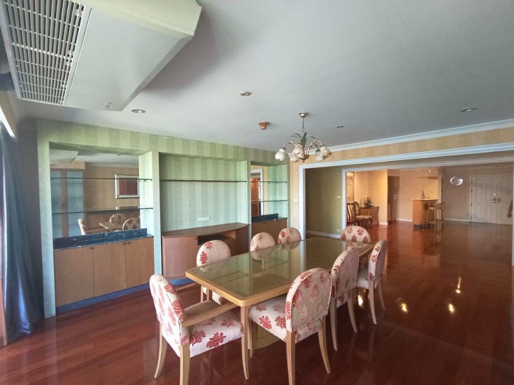 [SUE-54] Oriental Towers Condominium (โอเรียลเต็ล ทาวเวอร์ คอนโดมิเนียม) : คอนโดมิเนียมให้เช่า 4 ห้องนอน ใกล้เอกมัย ห้องสวย ราคาพิเศษ