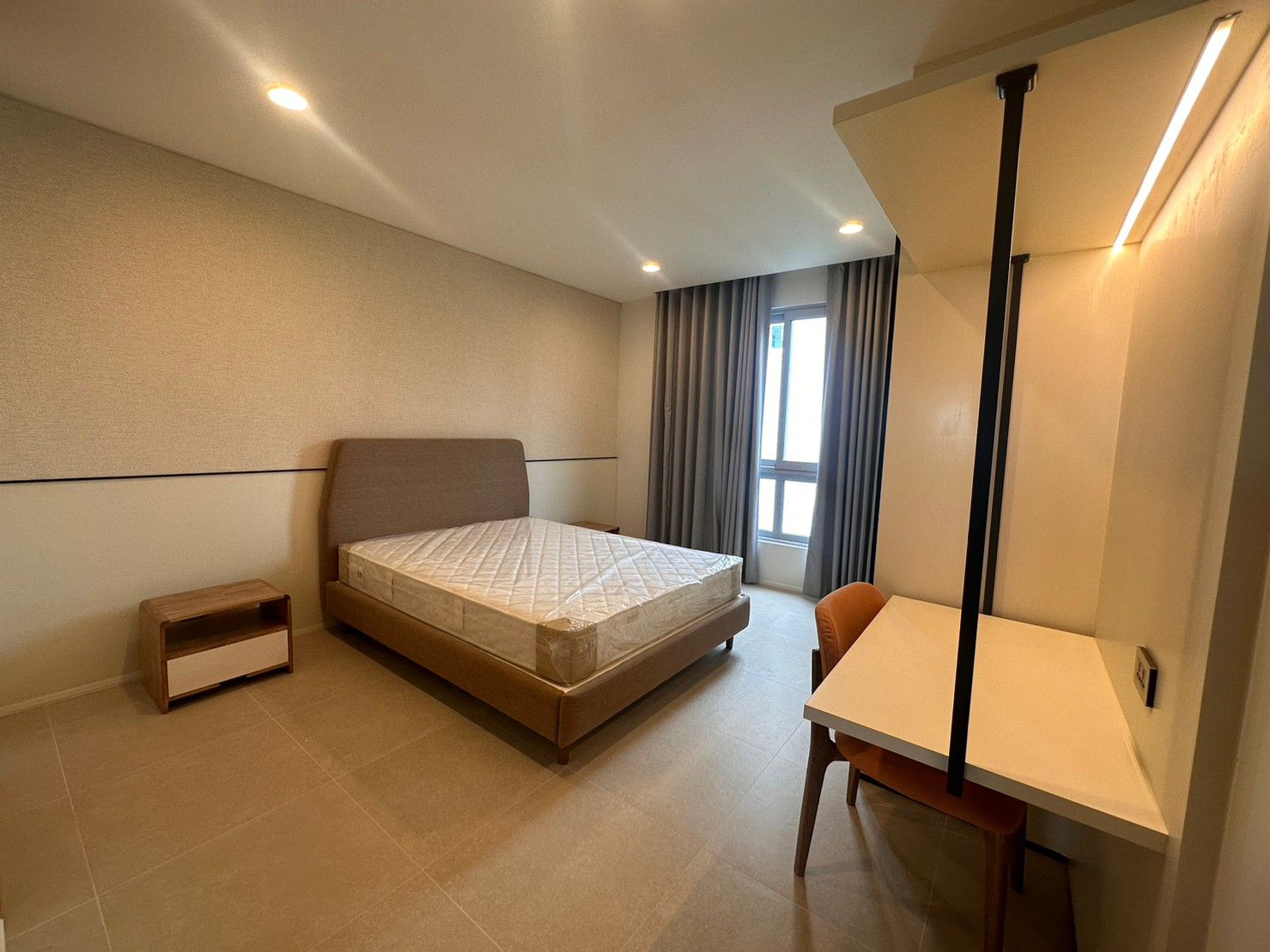 [SUE-93] Chaiyapruk Place Condominium (ชัยพฤกษ์ เพลส คอนโดมิเนียม) : คอนโดมิเนียมให้เช่า 4 ห้องนอน ใกล้เอกมัย ดีลดี ราคาพิเศษสุดๆ