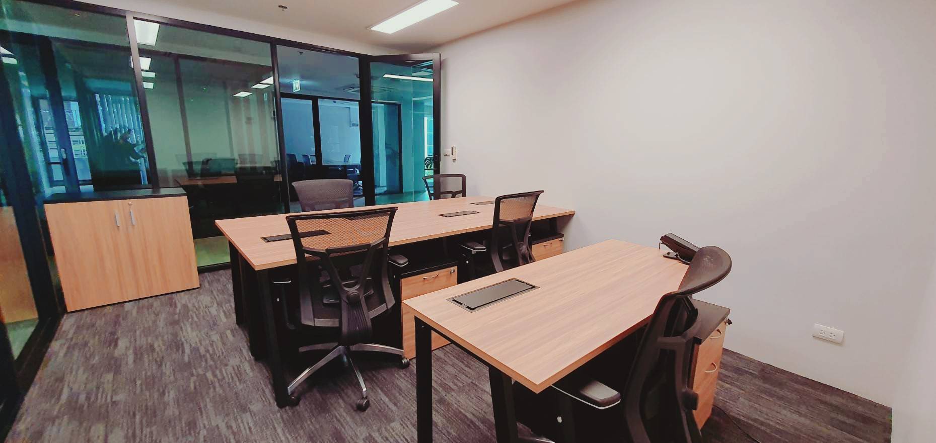 [SUP-117] Serviced Office for Rent near BTS Phrom Phong (ออฟฟิศ สำนักงานให้เช่า แถว BTS พร้อมพงษ์) : พื้นที่สำนักงานให้เช่า Number of Bedrooms ห้องนอน ใกล้พร้อมพงษ์ พื้นที่ให้เช่า ด่วน! ทำเลดี