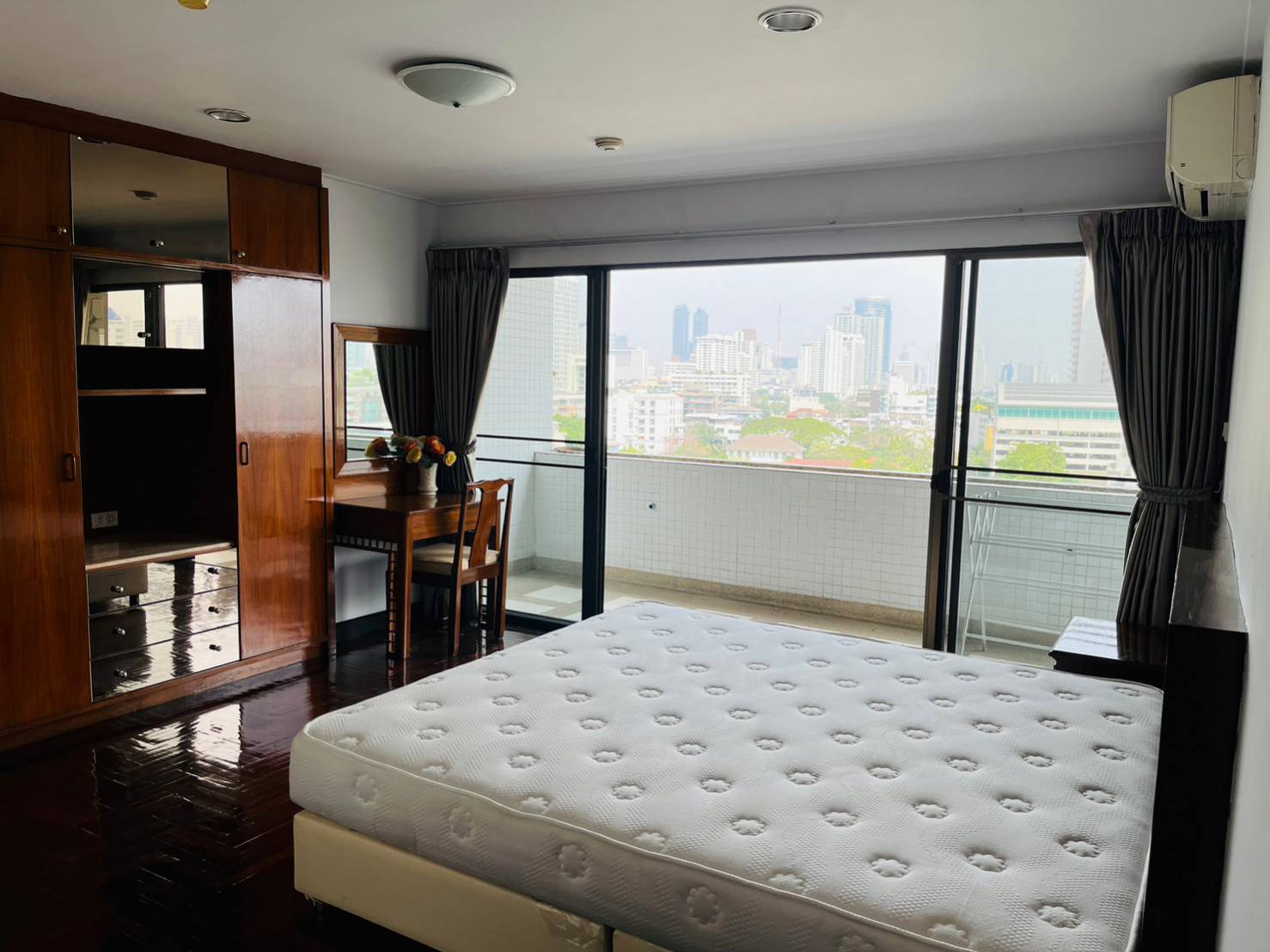 [SUP-28] Richmond Palace Condominium (ริชมอนด์ พาเลส คอนโดมิเนียม) : คอนโดมิเนียมให้เช่า 2 ห้องนอน ใกล้พร้อมพงษ์ คอนโดห้องสวย ราคาดี