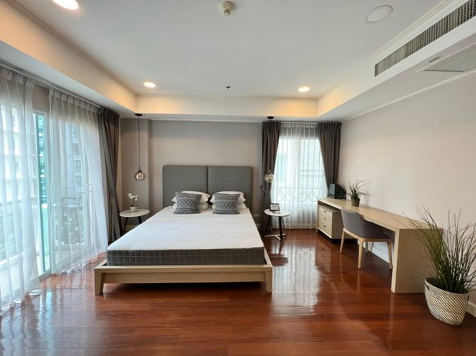 [SUT-182] La Vie En Rose Place Condominium (ลา วี ออง โรส เพลส คอนโดมิเนียม) : คอนโดมิเนียมให้เช่า 2 ห้องนอน ใกล้ทองหล่อ ทำเลดีมาก ห้องพร้อมอยู่