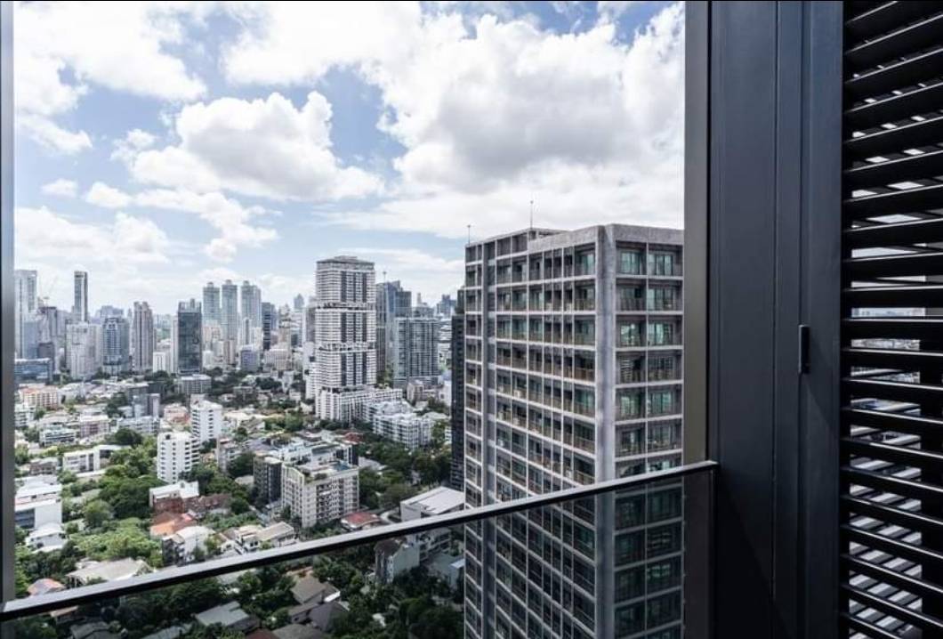 [SUT-266] The Esse Sukhumvit 36 (ดิ เอส สุขุมวิท 36) : คอนโดมิเนียมให้เช่า 1 ห้องนอน ใกล้ทองหล่อ คอนโดห้องสวย ราคาดี