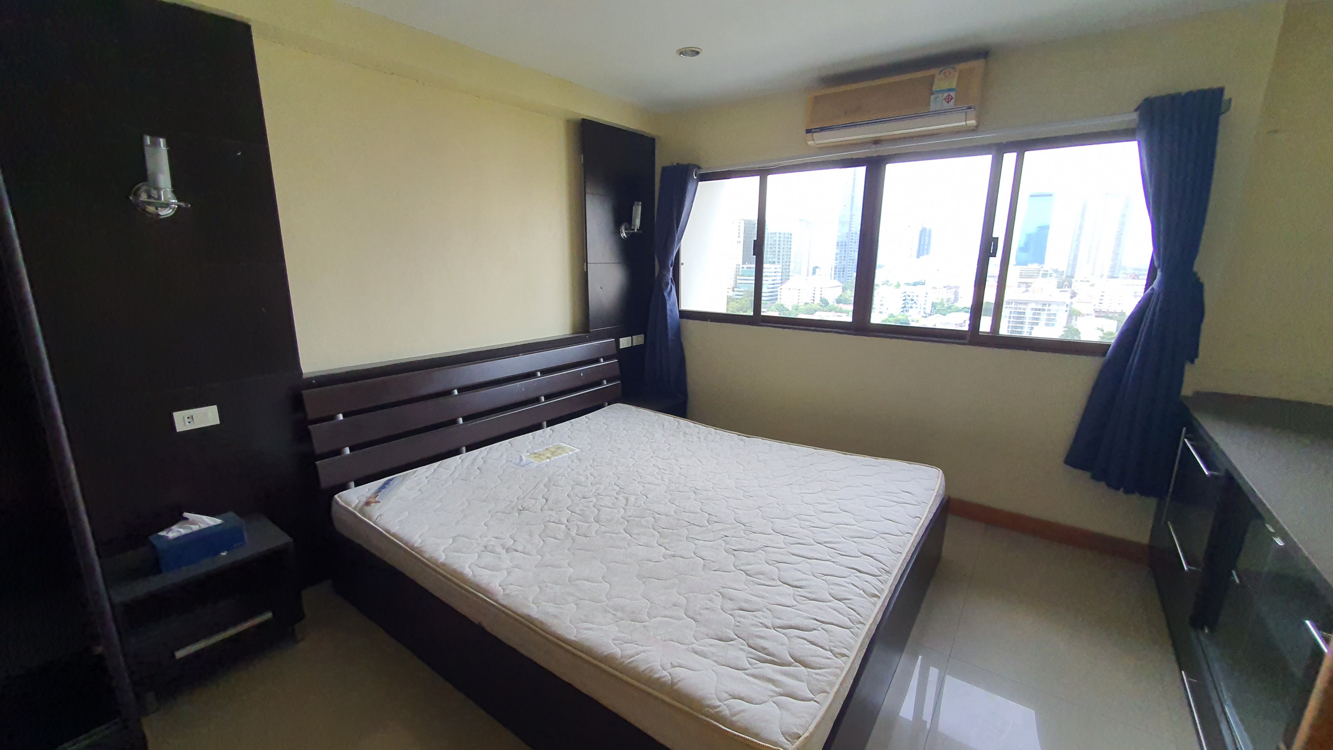 [SUT-295] Thonglor Tower Condominium (ทองหล่อ ทาวเวอร์ คอนโดมิเนียม) : คอนโดมิเนียมให้เช่า 2 ห้องนอน ใกล้ทองหล่อ คอนโดพร้อมเข้าอยู่