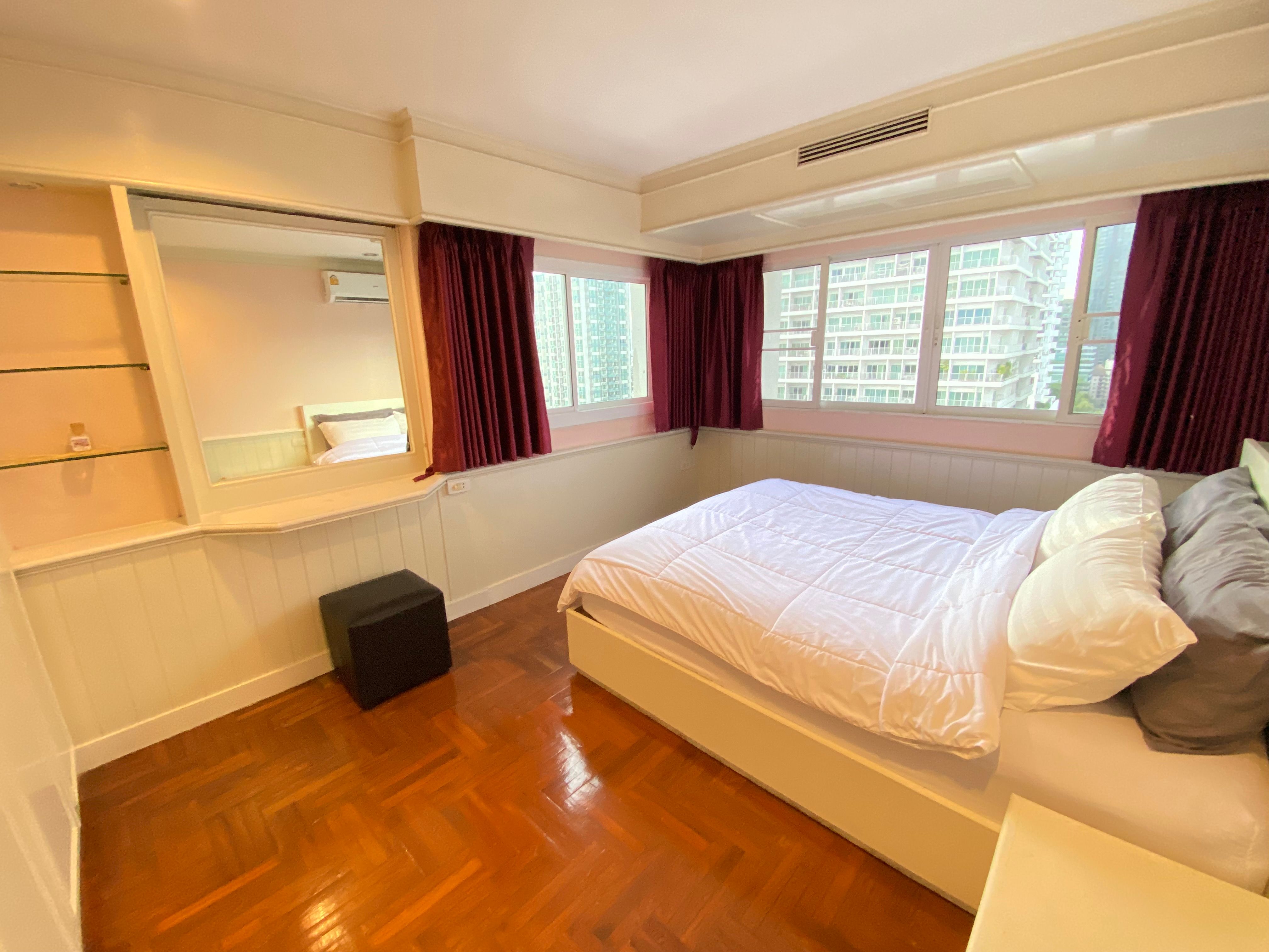 [SUT-61] Thonglor Tower Condominium (ทองหล่อ ทาวเวอร์ คอนโดมิเนียม) : คอนโดมิเนียมให้เช่า 2 ห้องนอน ใกล้ทองหล่อ ดีลดี ราคาพิเศษสุดๆ