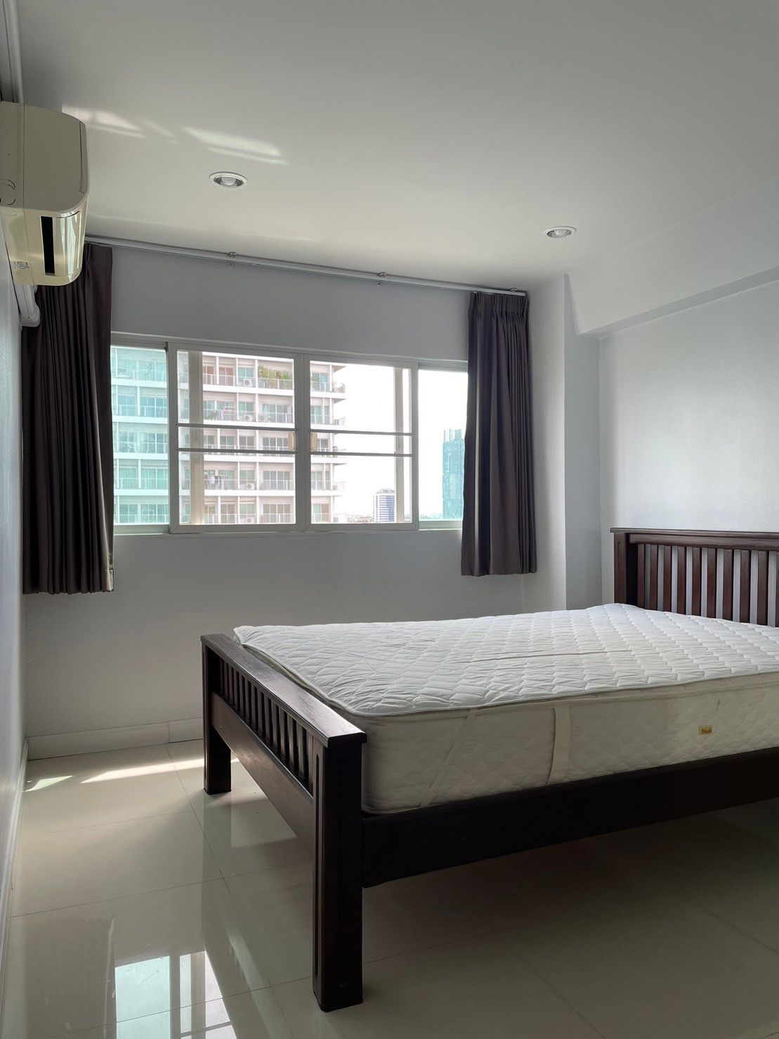 [SUT-62] Thonglor Tower Condominium (ทองหล่อ ทาวเวอร์ คอนโดมิเนียม) : คอนโดมิเนียมให้เช่า 2 ห้องนอน ใกล้ทองหล่อ นัดชมได้เลยวันนี้