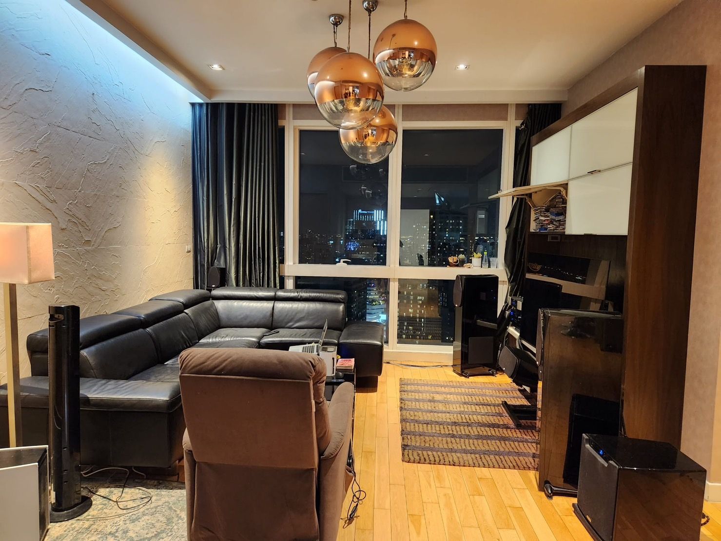 [SUA-263] Millennium Residence @ Sukhumvit Condominium (มิลเลนเนียม เรสซิเด้นส์ แอท สุขุมวิท คอนโดมิเนียม) : ขายคอนโดมิเนียม 2 ห้องนอน ใกล้อโศก คอนโดสวย ส่วนกลางดี