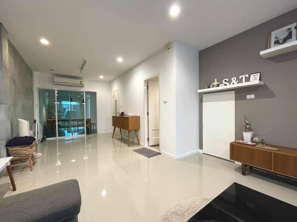 [ONB-36] Townhouse for Sale near Bang Chak (ขายทาวน์เฮ้าส์ ใกล้ บางจาก) : ขายทาวน์เฮ้าส์ 3 ห้องนอน ใกล้บางจาก บ้านนี้ดี อยู่แล้วรวย