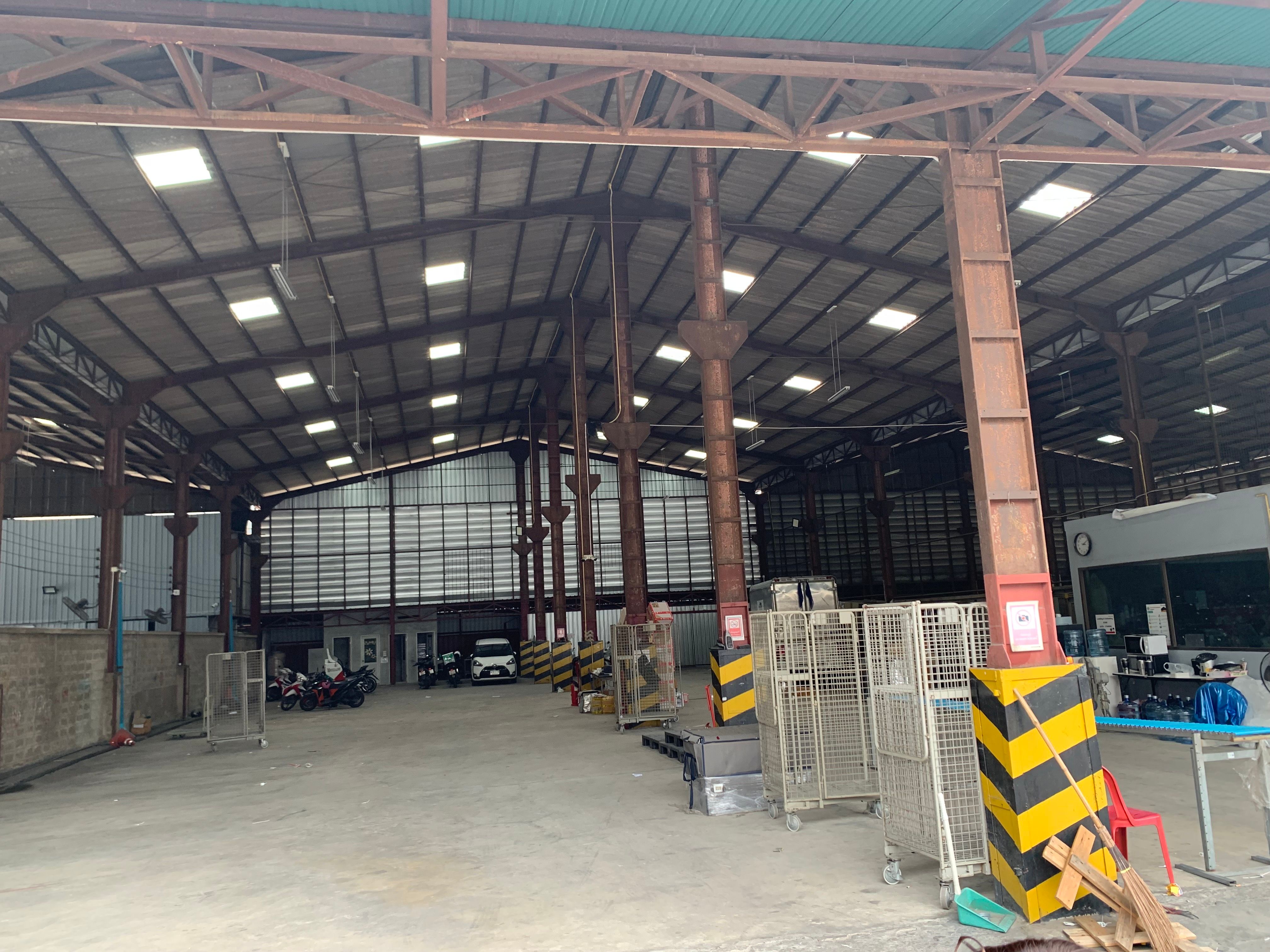 [CHC-386] Warehouse for Rent near Chong Nonsi (โกดังให้เช่า แถวช่องนนทรี) : พื้นที่สำนักงานให้เช่า  ใกล้ช่องนนทรี พร้อมให้เช่า