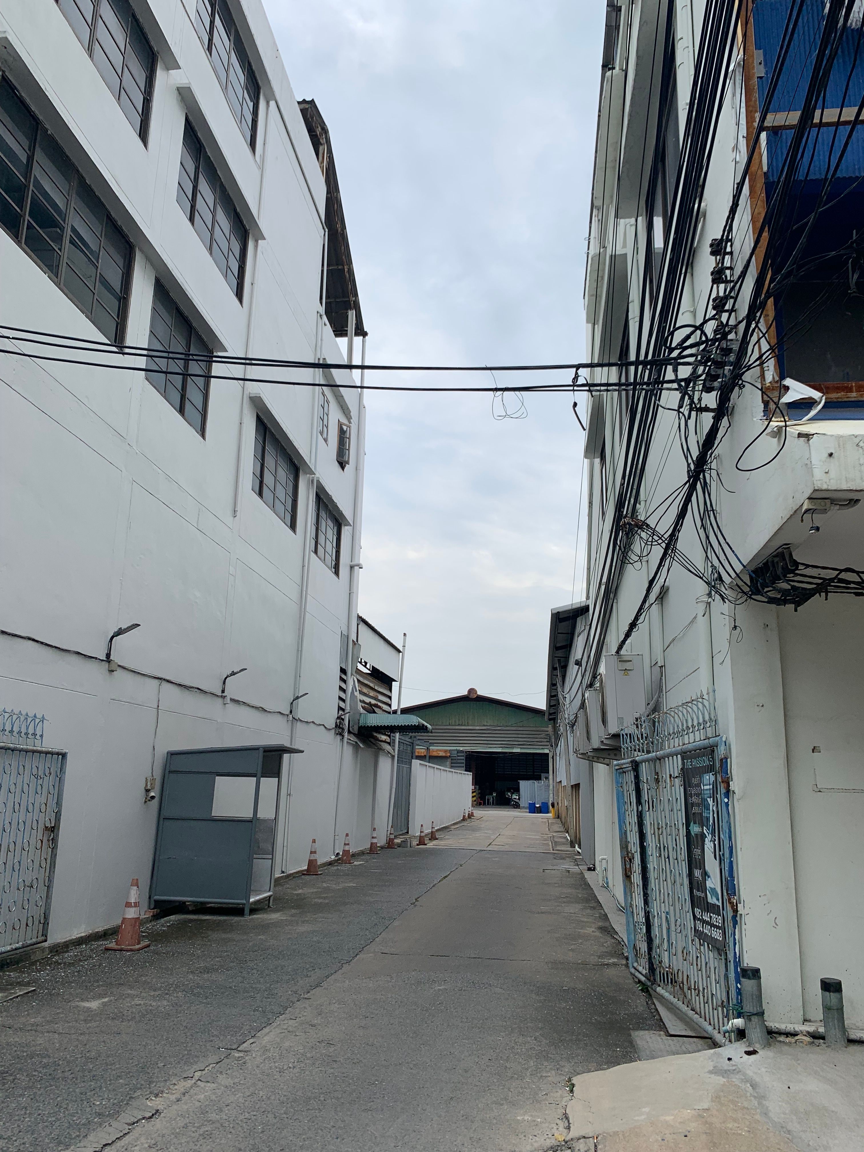 [CHC-386] Warehouse for Rent near Chong Nonsi (โกดังให้เช่า แถวช่องนนทรี) : พื้นที่สำนักงานให้เช่า  ใกล้ช่องนนทรี พร้อมให้เช่า