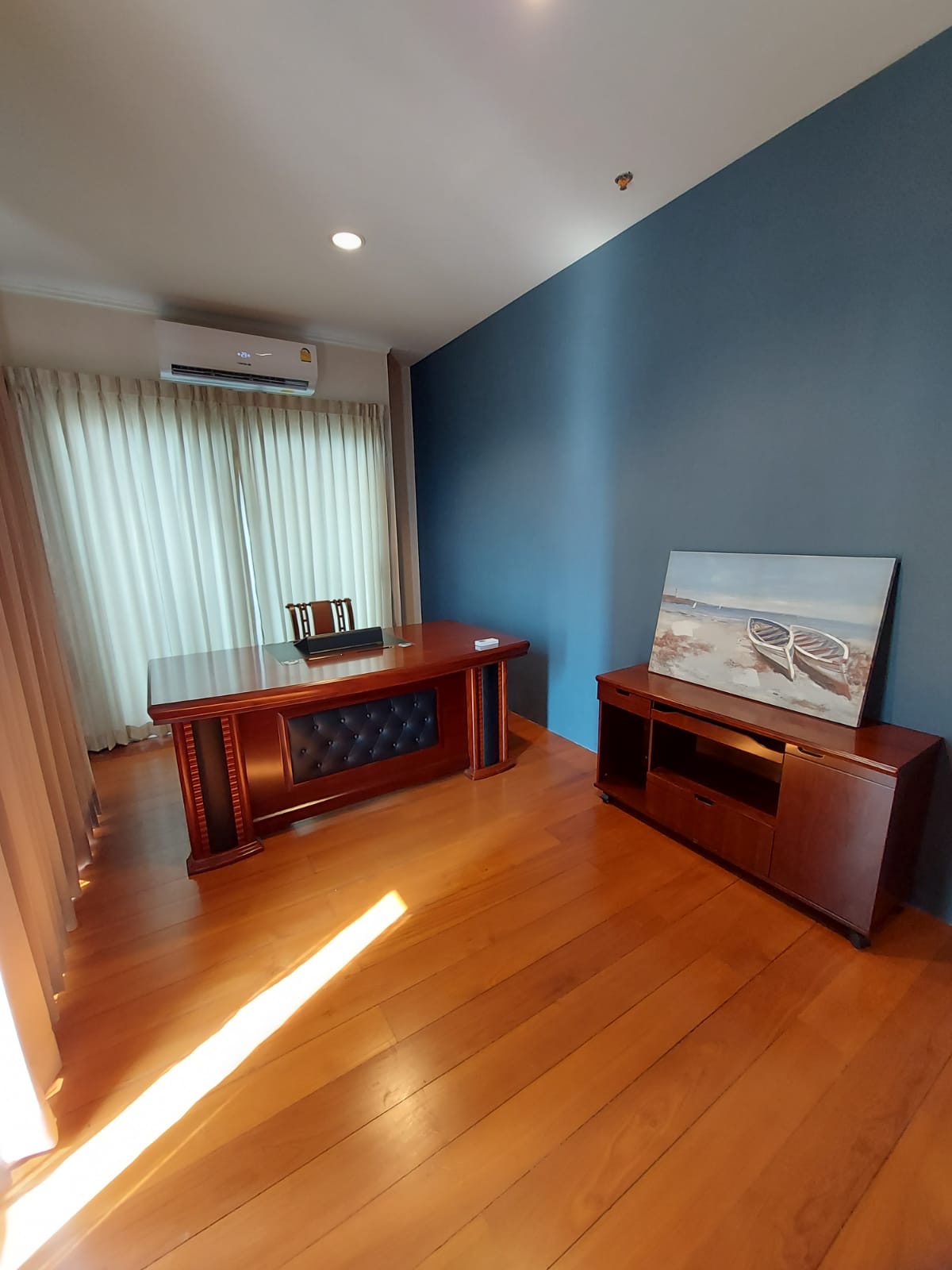 [RM-2] Four Wings Residence Condominium (โฟร์ วิงส์ เรสสิเด้นส์ คอนโดมิเนียม) : ขายคอนโดมิเนียม 3 ห้องนอน ใกล้หัวหมาก ขายคอนโด ด่วน!