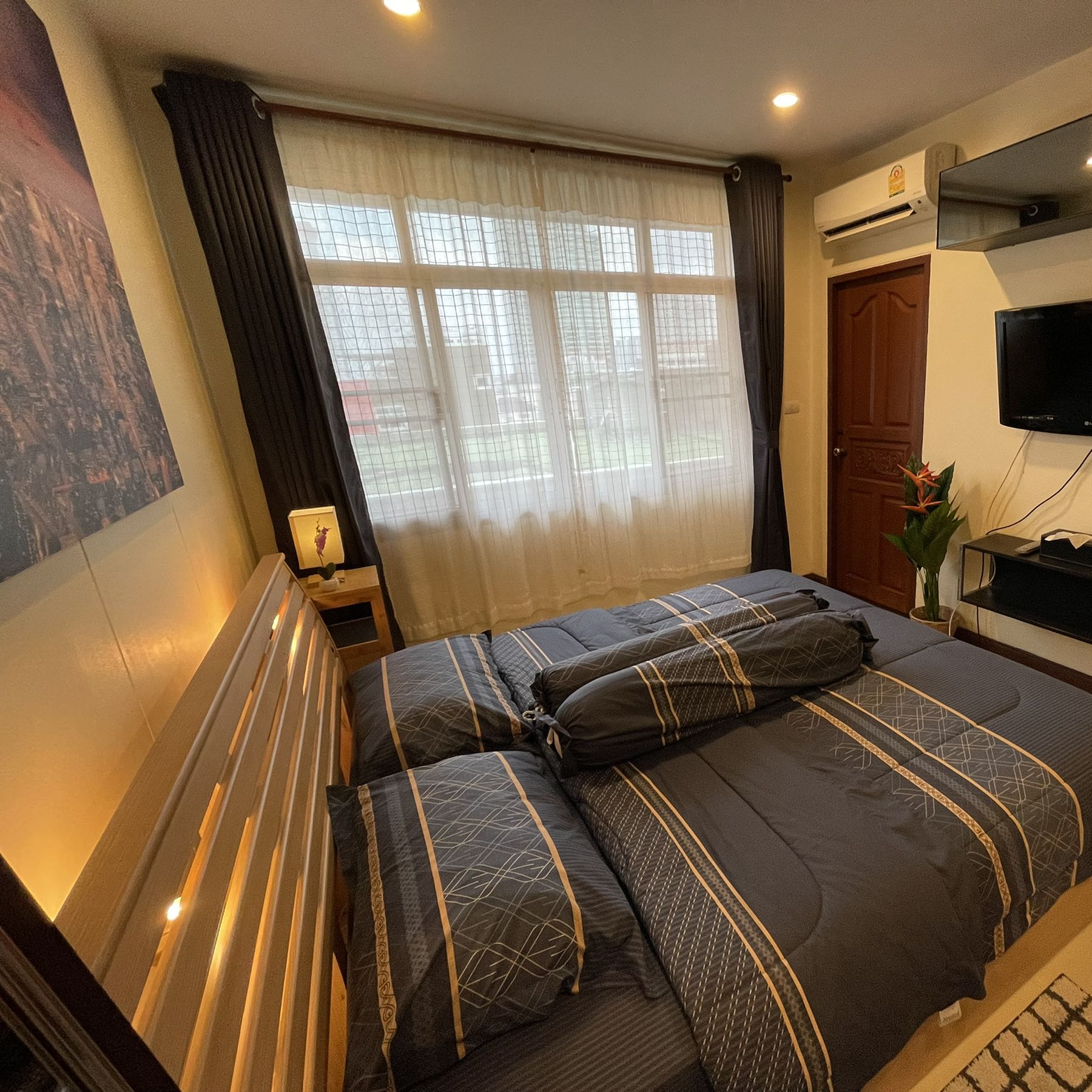 [HU-47] Klang Krung Resort (Ratchada 7) (กลางกรุง รีสอร์ท รัชดา 7) : คอนโดมิเนียมให้เช่า 1 ห้องนอน ใกล้ห้วยขวาง ห้องนี้ดี อยู่แล้วรวย