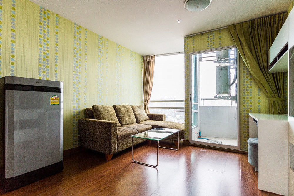 [LA-42] The Zest Ladprao Condominium (เดอะ เซสท์ ลาดพร้าว คอนโดมิเนียม) : คอนโดมิเนียมให้เช่า 1 ห้องนอน ใกล้ลาดพร้าว คอนโดดี ทำเลได้ ส่วนกลางจัดเต็ม