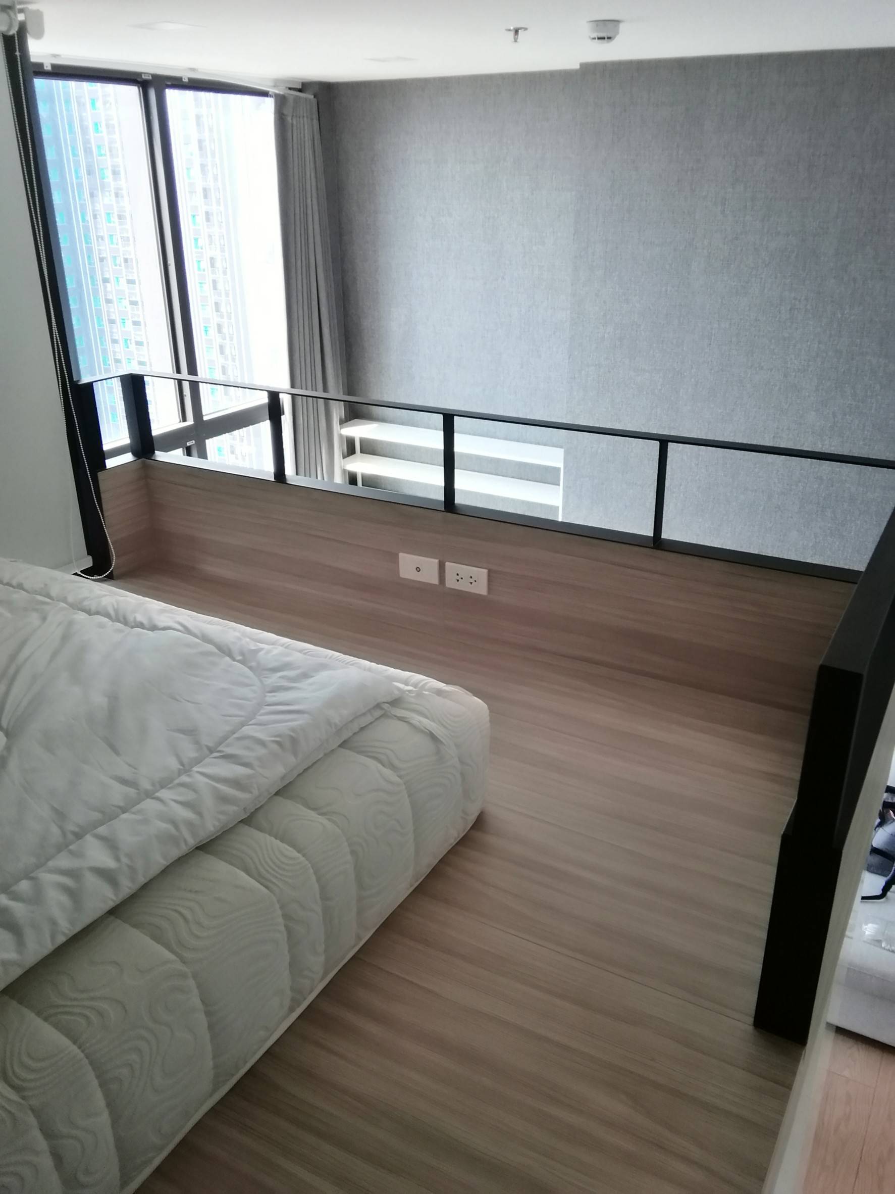 [RA-112] Chewathai Residence Asoke (ชีวาทัย เรสซิเดนท์ อโศก) : คอนโดมิเนียมให้เช่า 1 ห้องนอน ใกล้มักกะสัน ดีลดี ราคาพิเศษสุดๆ