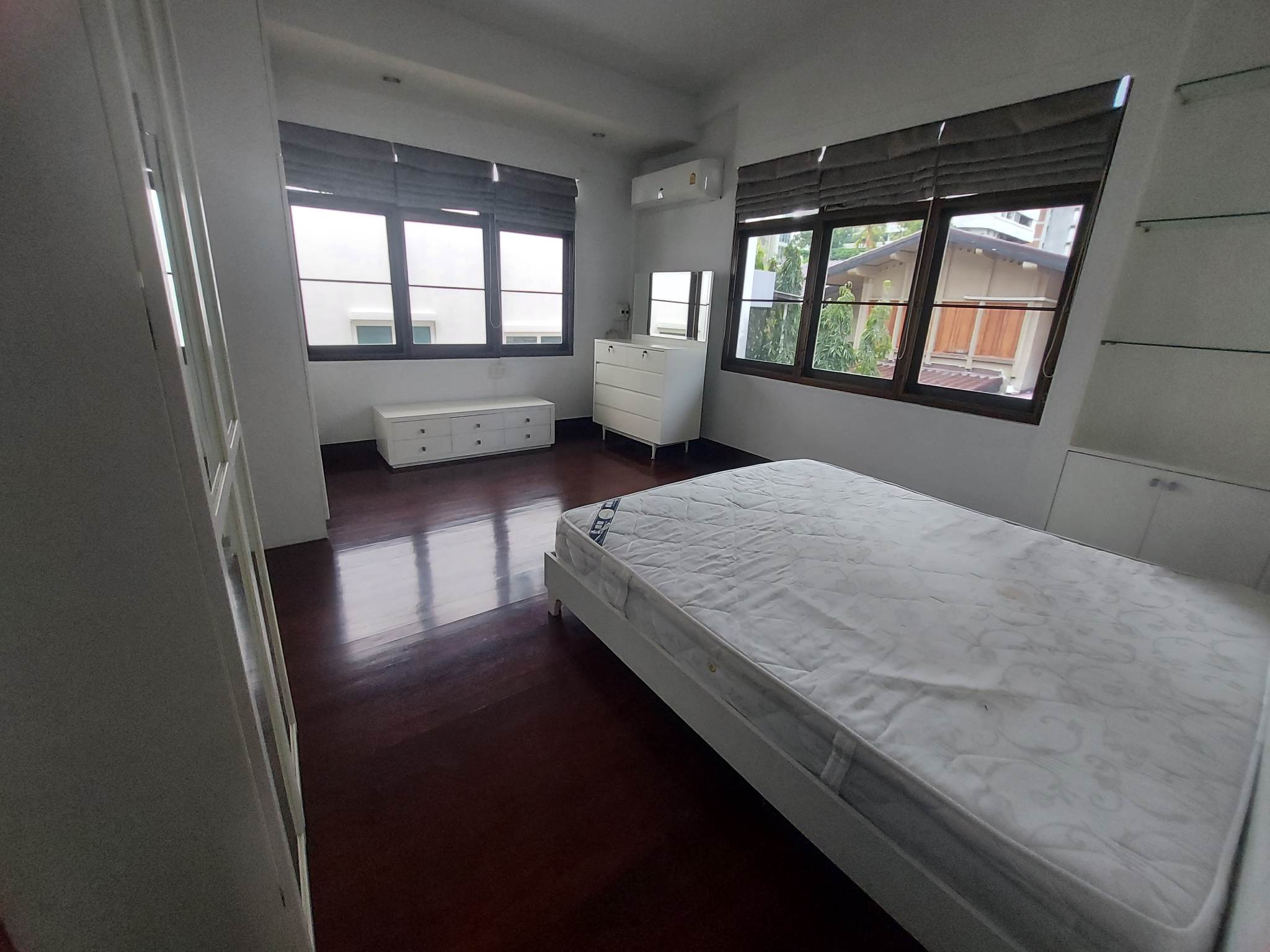 [SUN-20] House for Rent near Nana (บ้านให้เช่า ใกล้ นานา) : บ้านให้เช่า 3 ห้องนอน ใกล้นานา บ้านนี้ดี อยู่แล้วรวย