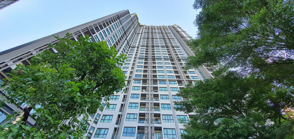 [ON-242] The Base Park West Sukhumvit 77 (เดอะ เบส พาร์ค เวสต์ สุขุมวิท 77) : ขายคอนโดมิเนียม 2 ห้องนอน ใกล้อ่อนนุช ซื้ออยู่เอง หรือปล่อยเช่าก็เฮง!