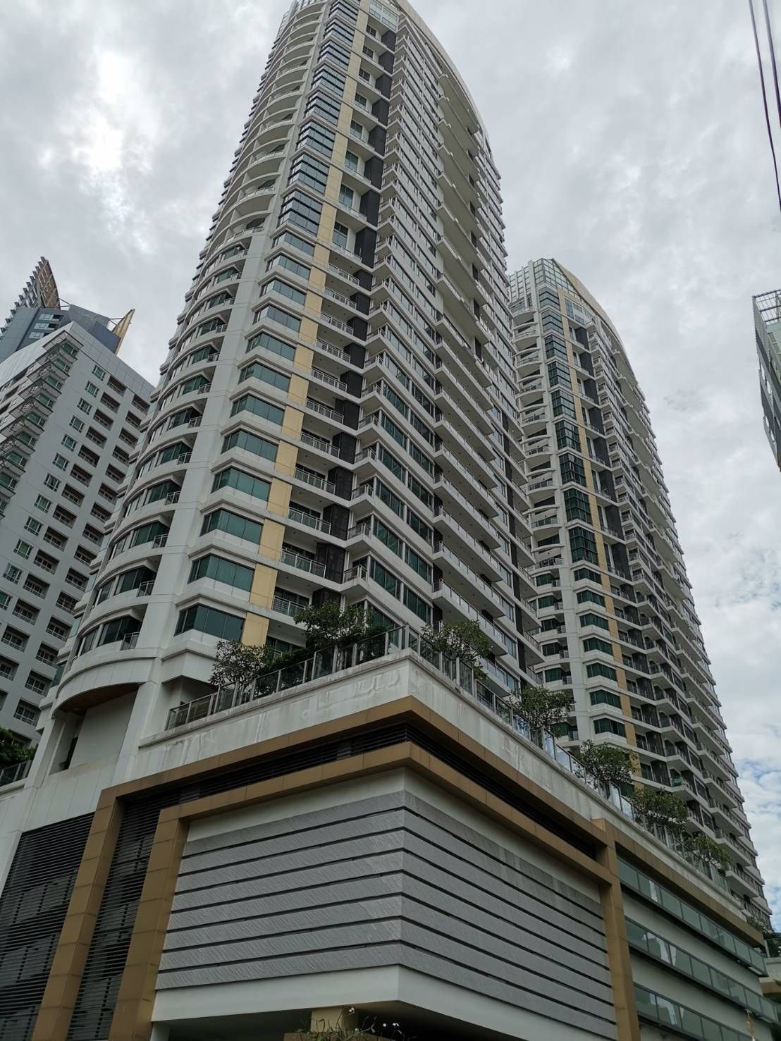 [SUP-257] Bright Sukhumvit 24 Condominium (ไบร์ท สุขุมวิท 24 คอนโดมิเนียม) : คอนโดมิเนียมให้เช่า 1 ห้องนอน ใกล้พร้อมพงษ์ ดีลดี ราคาพิเศษสุดๆ