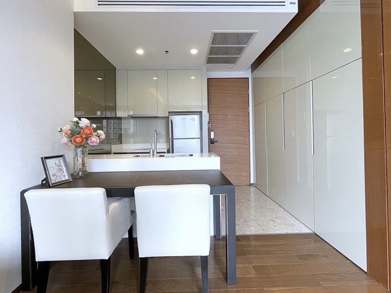 [SUP-325] The Address Sukhumvit 28 (ดิ แอดเดรส สุขุมวิท 28) : คอนโดมิเนียมให้เช่า 1 ห้องนอน ใกล้พร้อมพงษ์ ดีลดี ราคาพิเศษสุดๆ