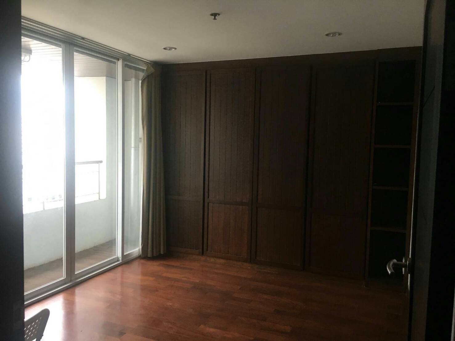 [PL-417] Urbana Langsuan Condominium (เออร์บานา หลังสวน คอนโดมิเนียม) : ขายคอนโดมิเนียม 2 ห้องนอน ใกล้ราชดำริ คอนโดน่าซื้อ