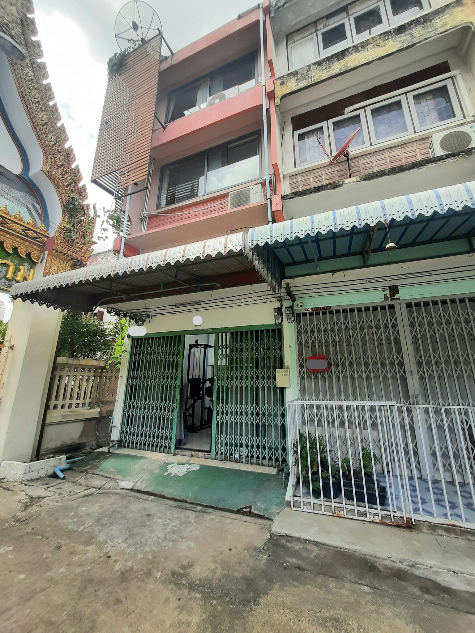 [CHC-422] Townhouse for Sale near Saphan Taksin (ขายทาวน์เฮ้าส์ ใกล้ สะพานตากสิน) : ขายทาวน์เฮ้าส์ 3 ห้องนอน ใกล้สะพานตากสิน บ้านนี้ดี อยู่แล้วรวย