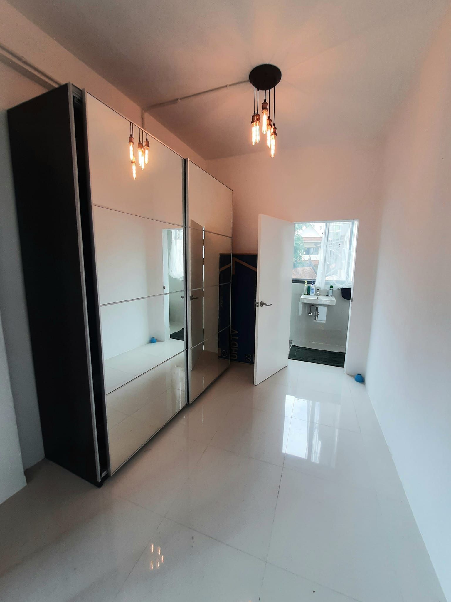 [CHC-422] Townhouse for Sale near Saphan Taksin (ขายทาวน์เฮ้าส์ ใกล้ สะพานตากสิน) : ขายทาวน์เฮ้าส์ 3 ห้องนอน ใกล้สะพานตากสิน บ้านนี้ดี อยู่แล้วรวย