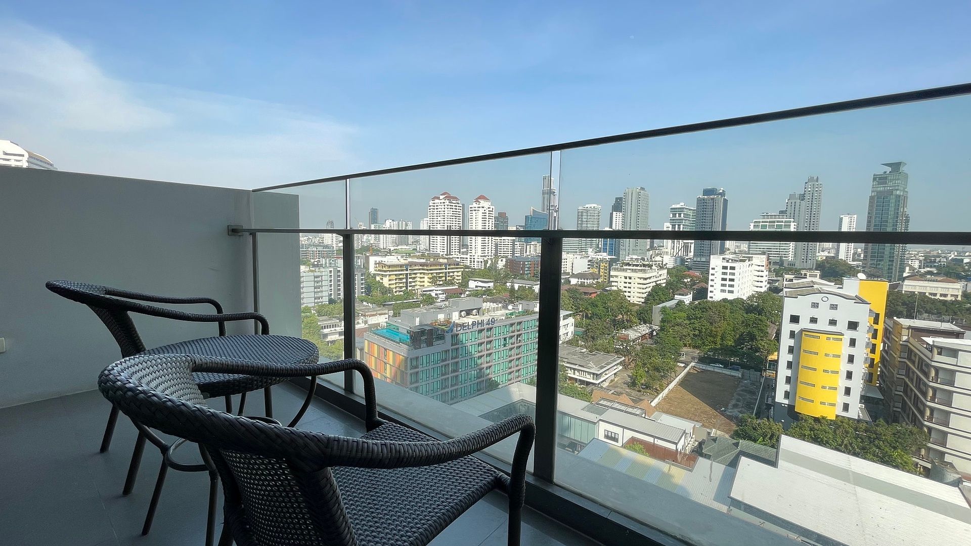 [SUT-348] Aequa Sukhumvit 49 Condominium (เอควา สุขมวิท 49 คอนโดมิเนียม) : คอนโดมิเนียมให้เช่า 2 ห้องนอน ใกล้ทองหล่อ ห้องเช่า ทำเลดี พร้อมเข้าอยู่ ด่วน!