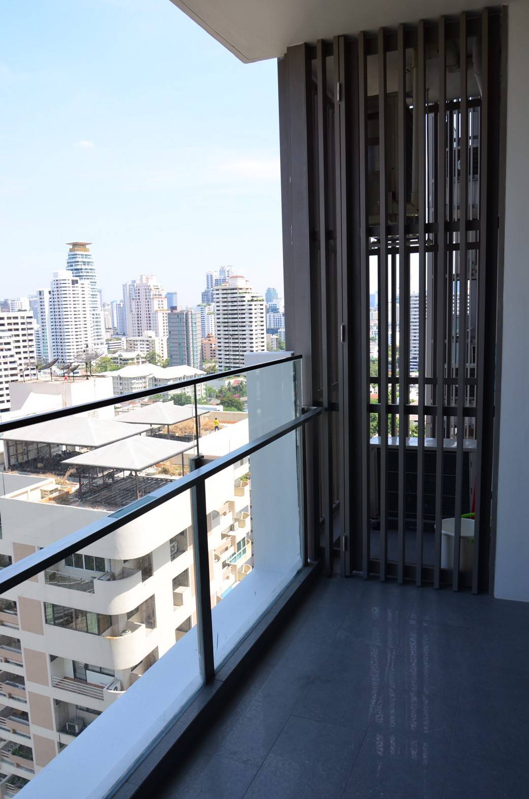 [SUT-350] Aequa Sukhumvit 49 Condominium (เอควา สุขมวิท 49 คอนโดมิเนียม) : คอนโดมิเนียมให้เช่า 1 ห้องนอน ใกล้ทองหล่อ คอนโดห้องสวย ราคาดี