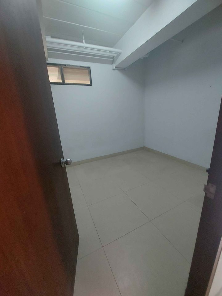 [SUT-375] House for Rent near Thong Lor (บ้านให้เช่า ใกล้ ทองหล่อ) : บ้านให้เช่า 4 ห้องนอน ใกล้ทองหล่อ บ้านสวย ทำเลดี