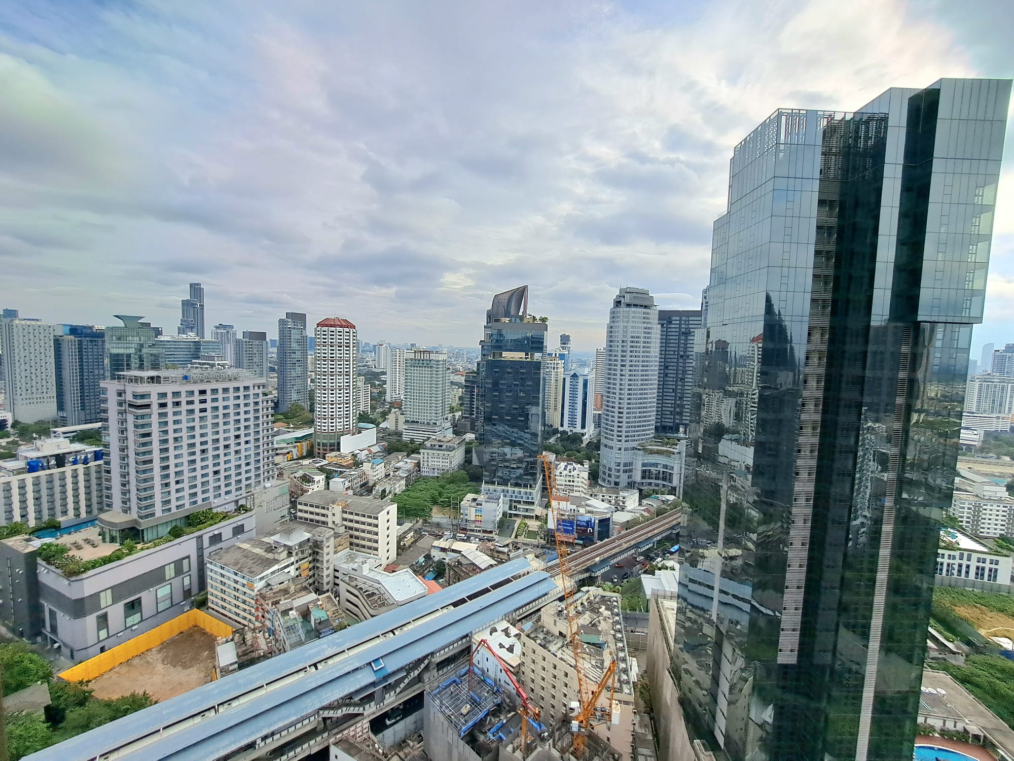 [SUT-481] The Esse Sukhumvit 36 (ดิ เอส สุขุมวิท 36) : คอนโดมิเนียมให้เช่า 1 ห้องนอน ใกล้ทองหล่อ คอนโดให้เช่า ติดต่อขอชมห้องวันนี้